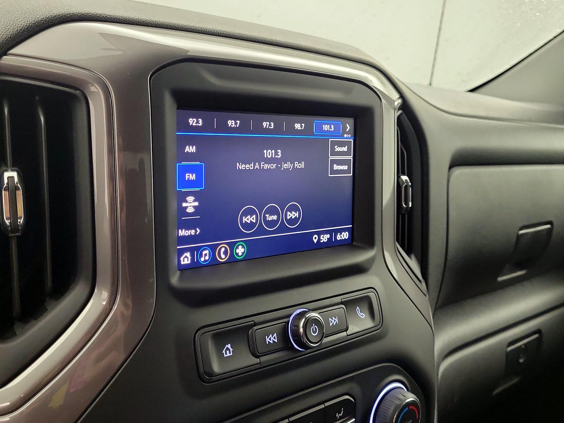 Thumbnail: 2022 Chevrolet Silverado 1500 - 15