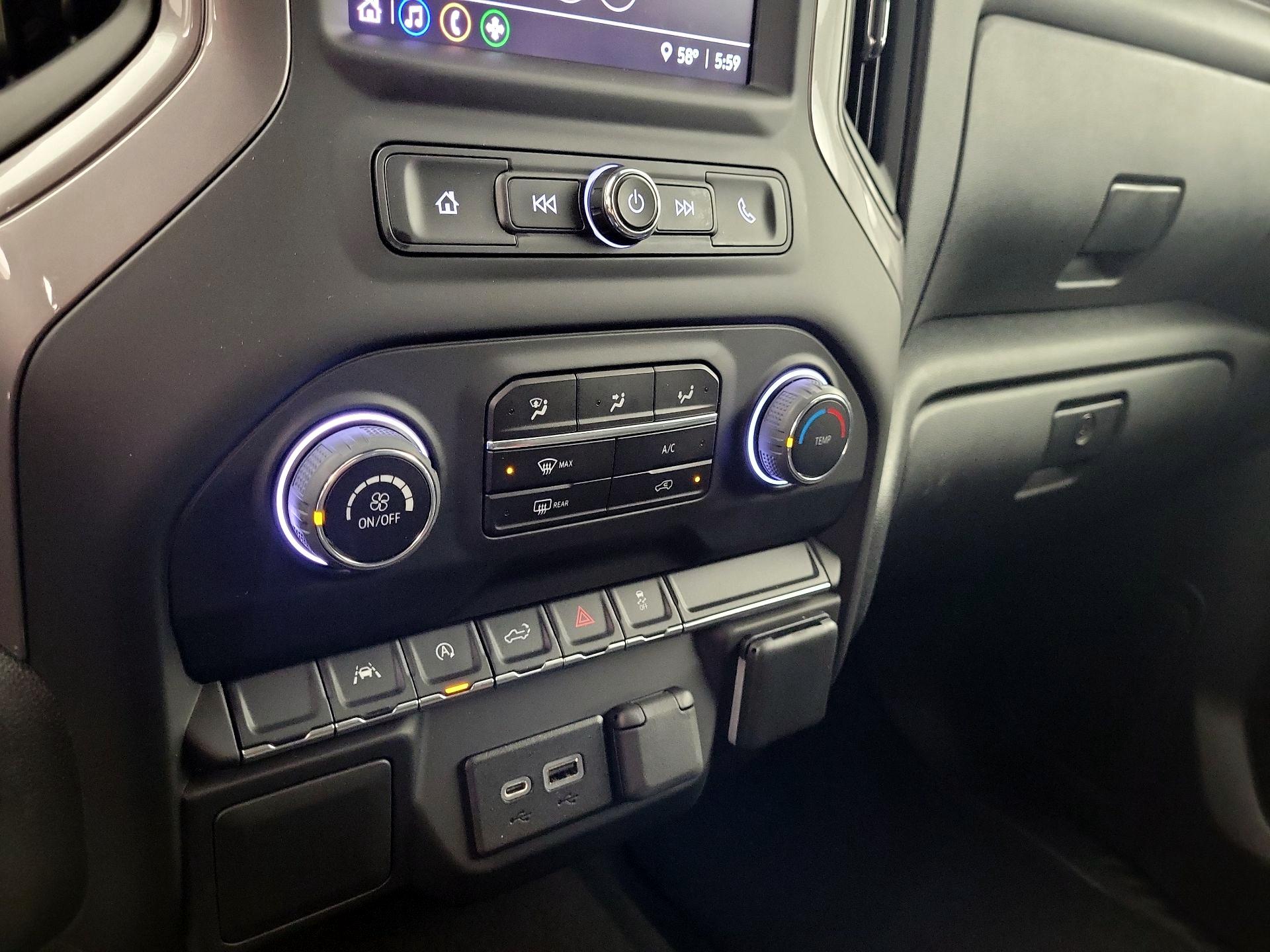 Thumbnail: 2022 Chevrolet Silverado 1500 - 16