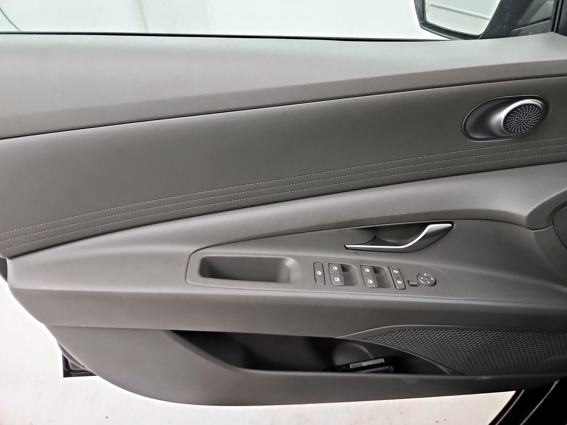 Thumbnail: 2023 Hyundai Elantra - 12