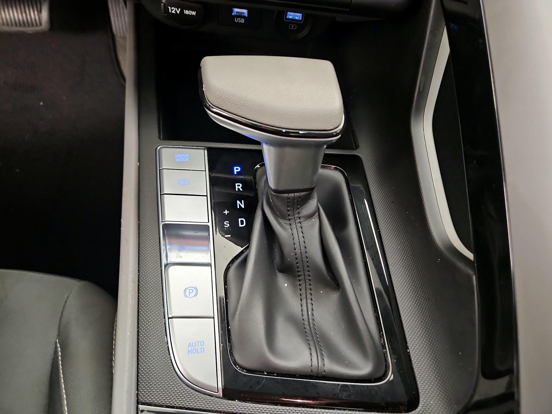 Thumbnail: 2023 Hyundai Elantra - 17