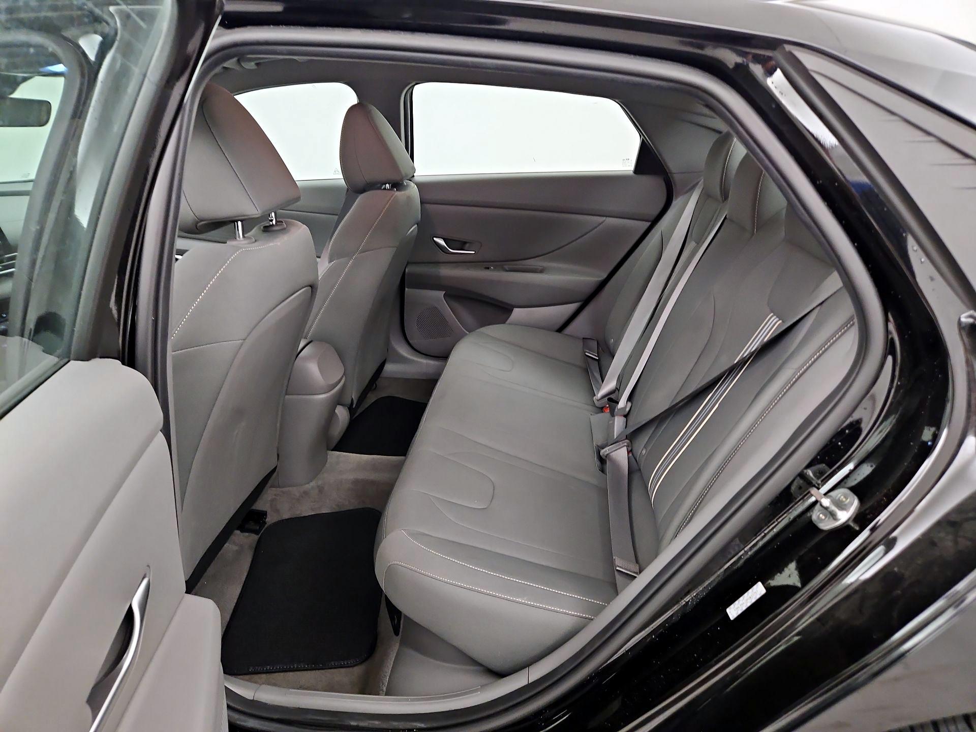 Thumbnail: 2023 Hyundai Elantra - 19