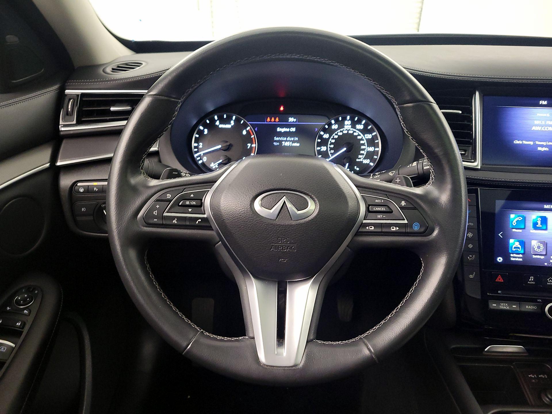 Thumbnail: 2022 INFINITI QX50 - 10