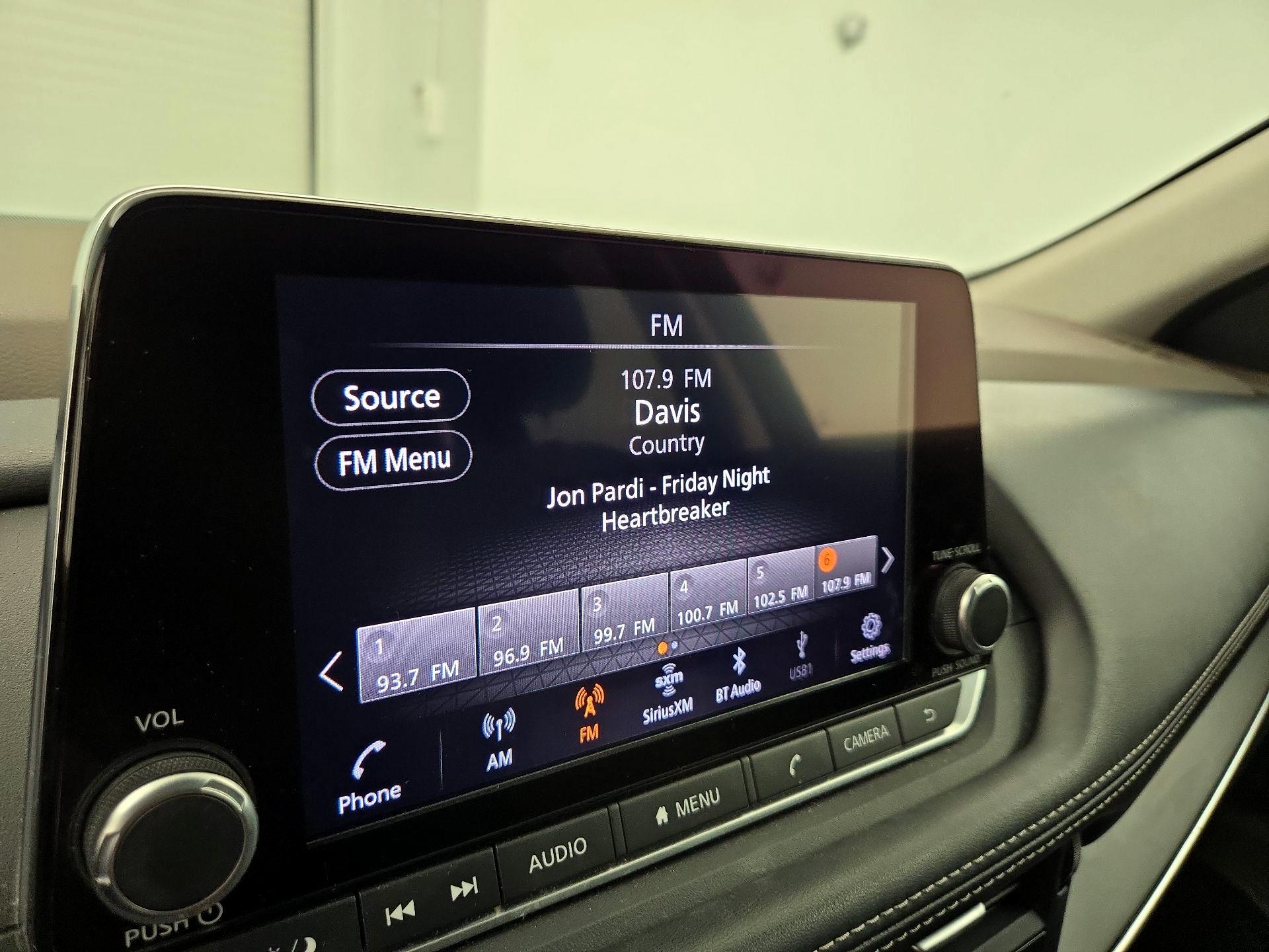 Thumbnail: 2022 Nissan Rogue - 15