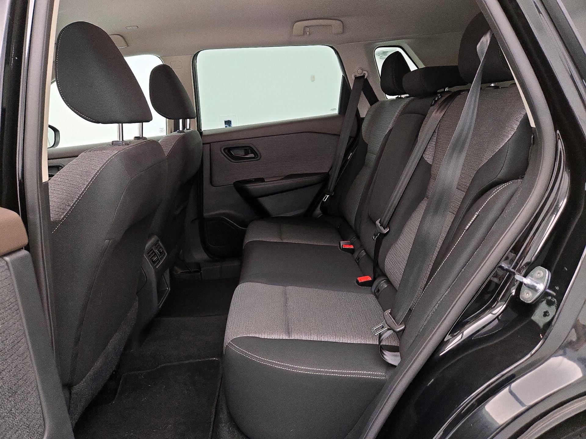 Thumbnail: 2022 Nissan Rogue - 19