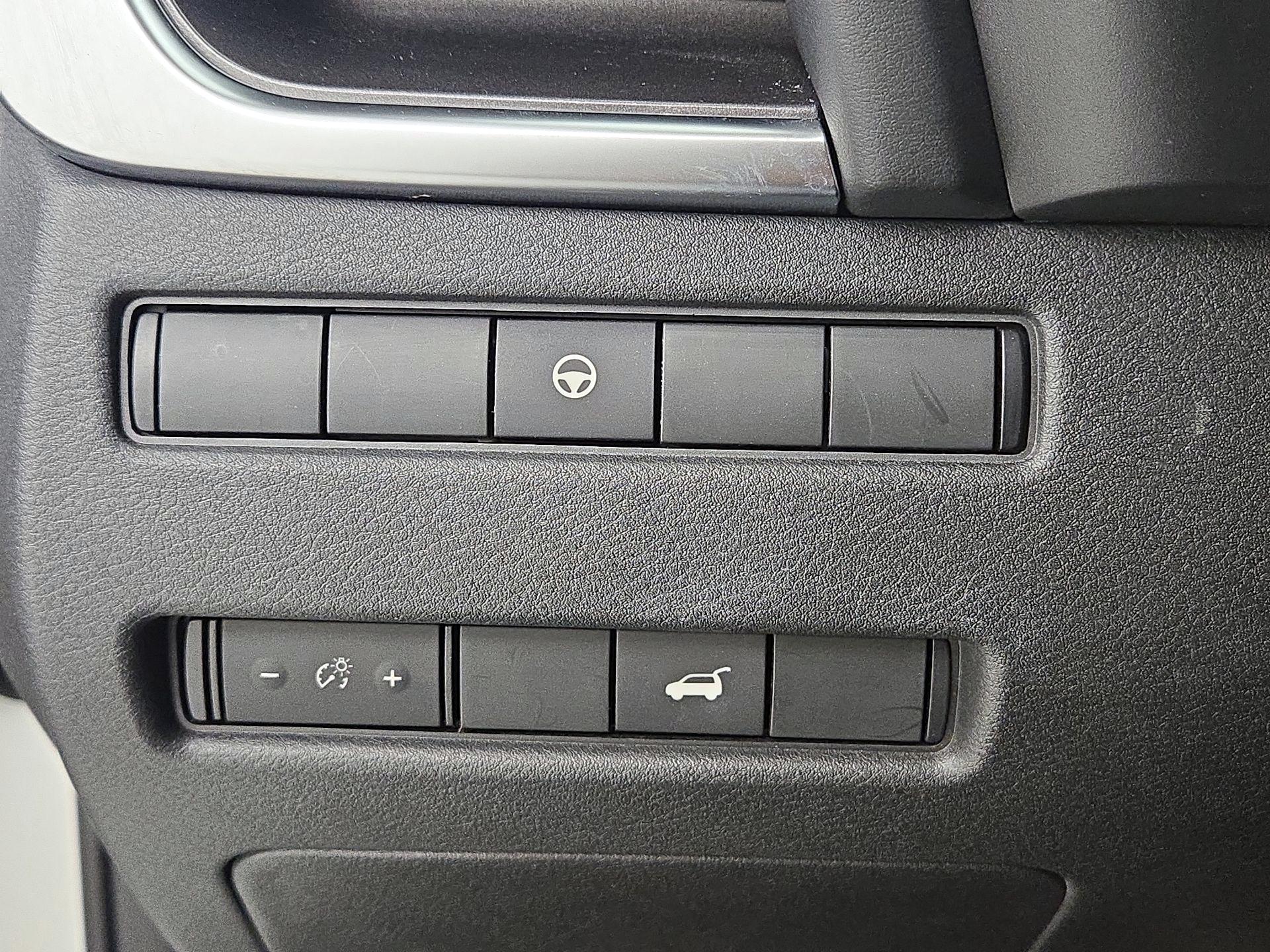 Thumbnail: 2022 Nissan Rogue - 13