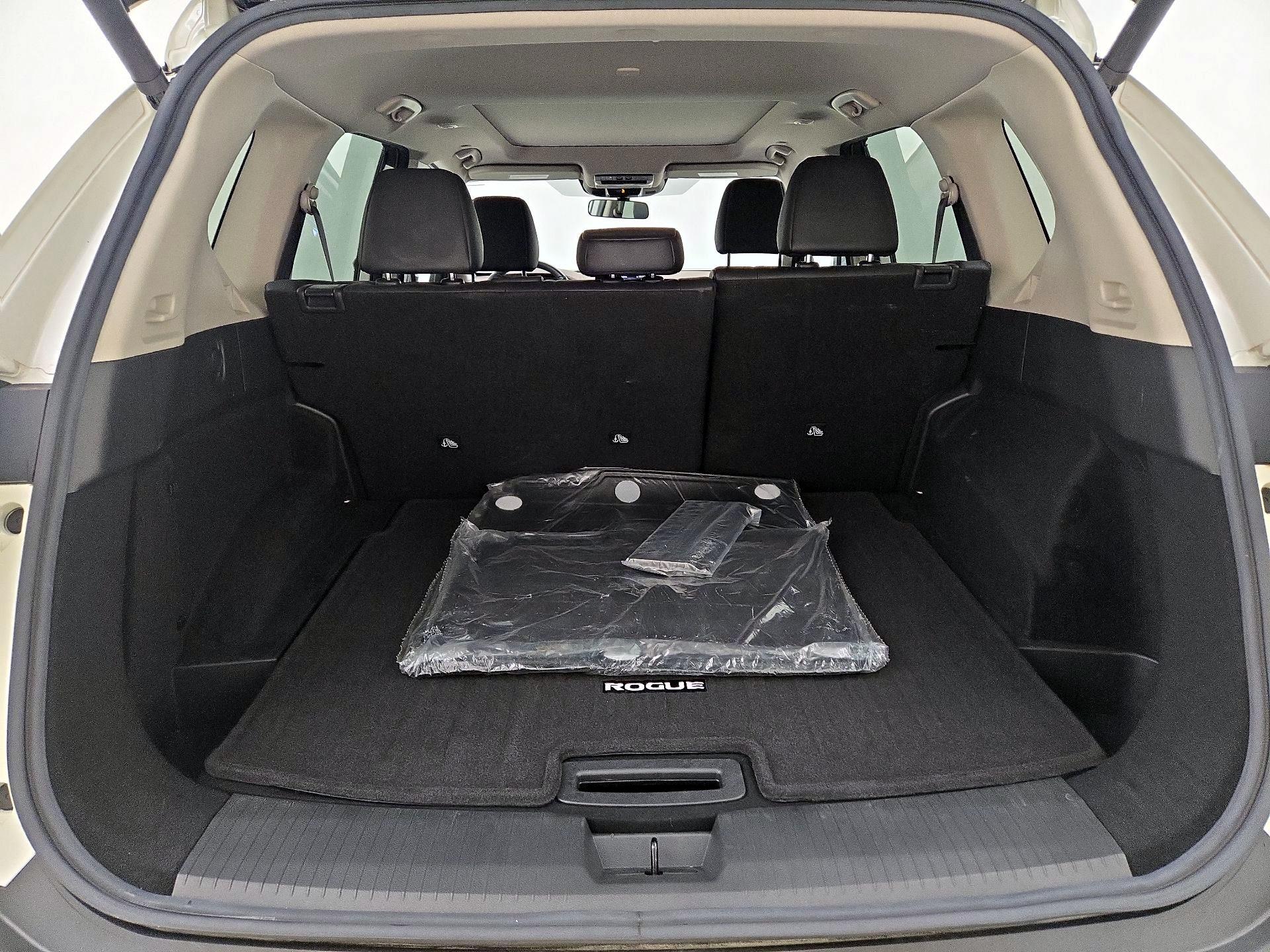 Thumbnail: 2022 Nissan Rogue - 20