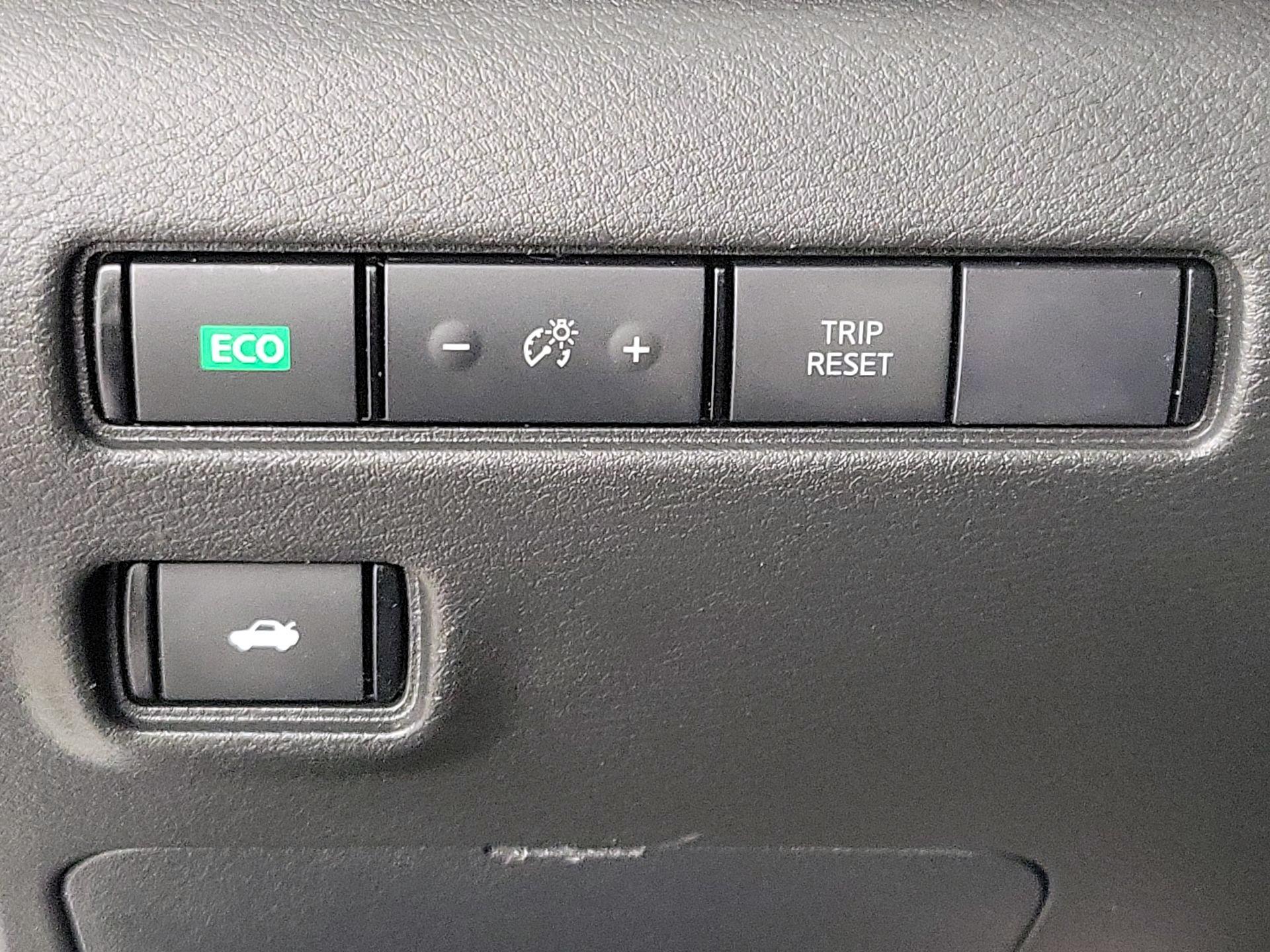 Thumbnail: 2022 Nissan Sentra - 13