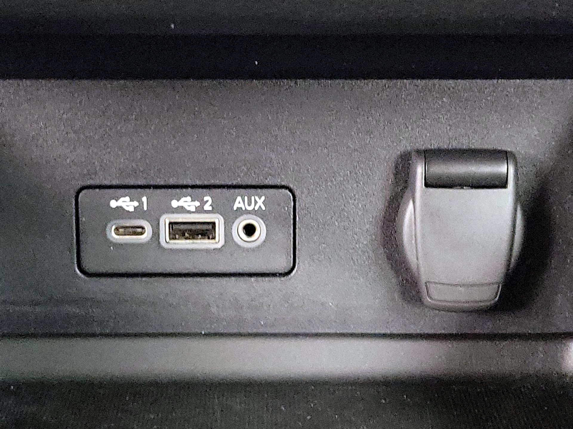 Thumbnail: 2022 Nissan Sentra - 18