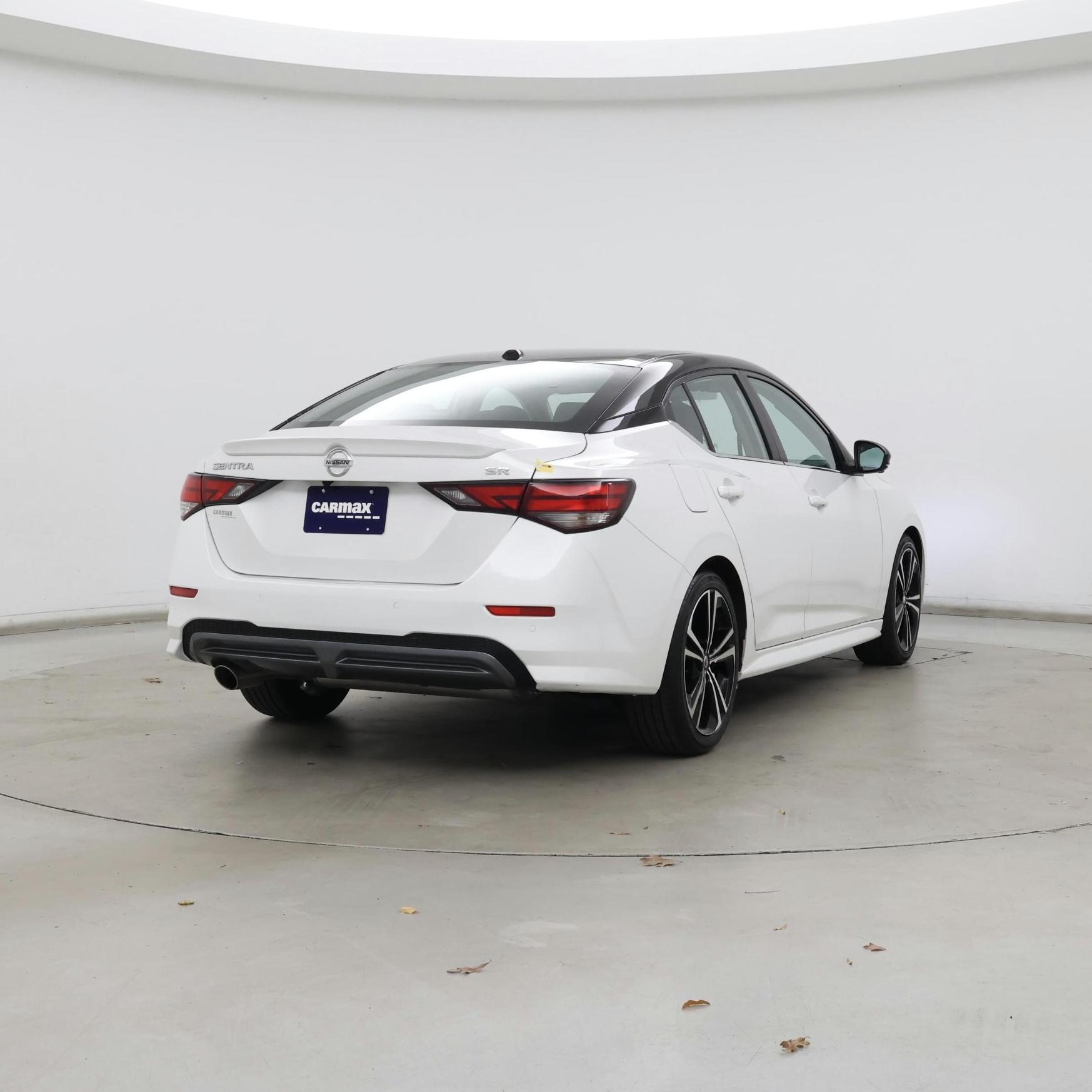 Thumbnail: 2022 Nissan Sentra - 8