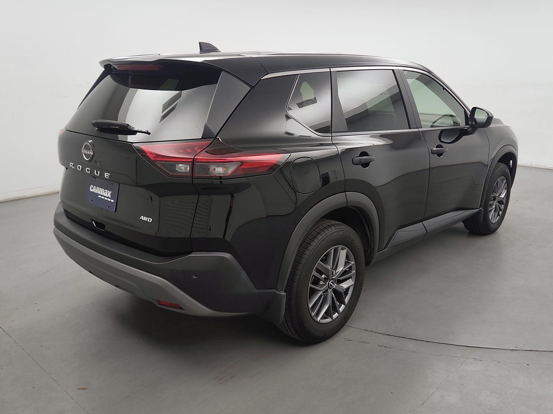 Thumbnail: 2023 Nissan Rogue - 5