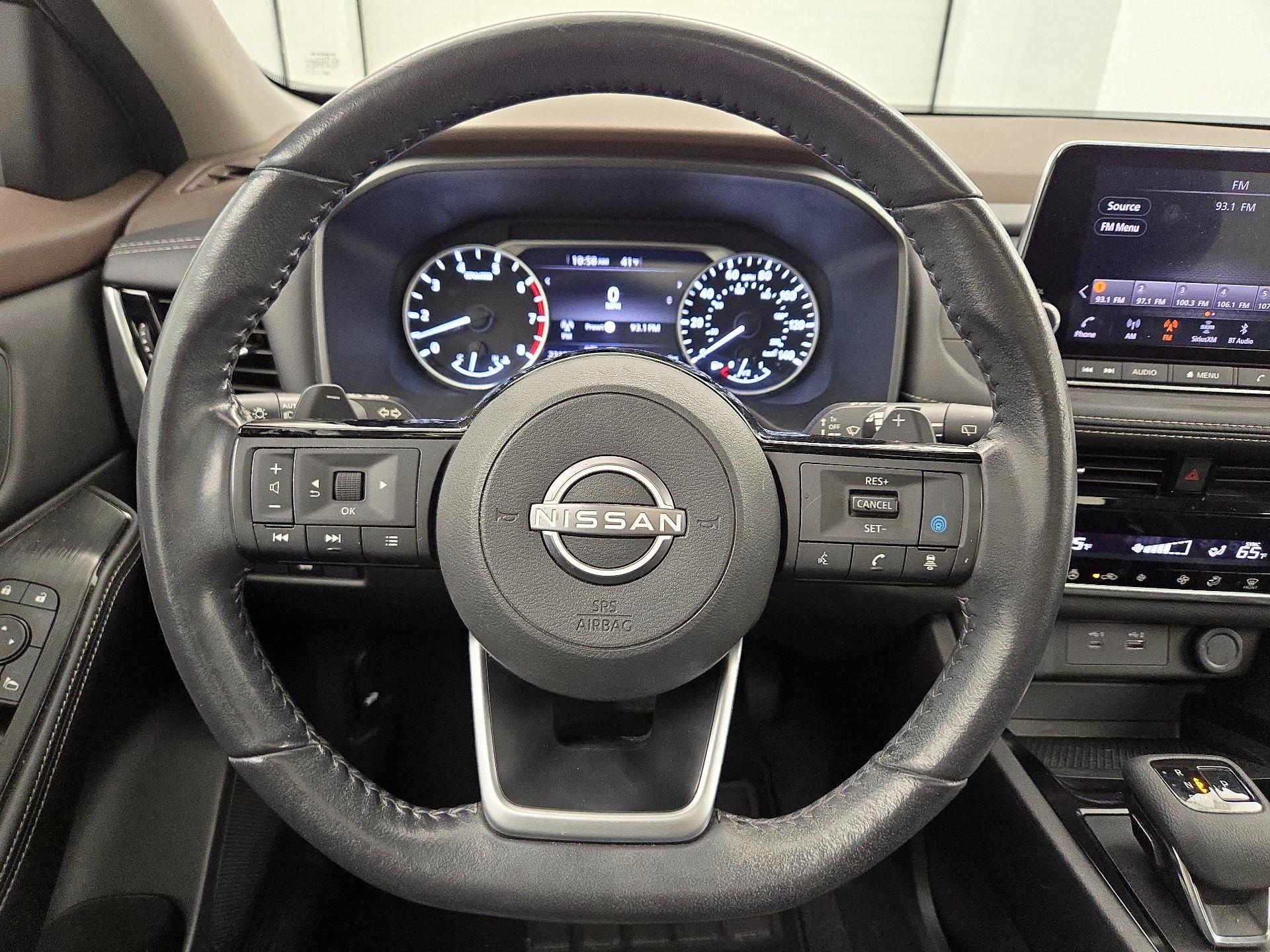 Thumbnail: 2022 Nissan Rogue - 10