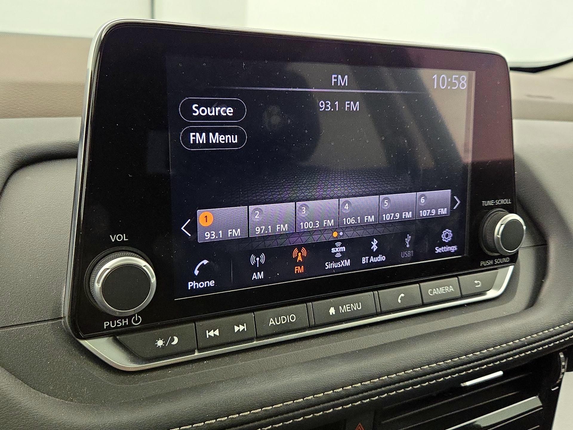 Thumbnail: 2022 Nissan Rogue - 15