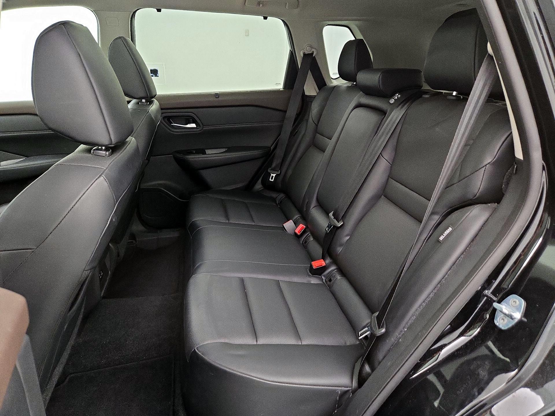 Thumbnail: 2022 Nissan Rogue - 20