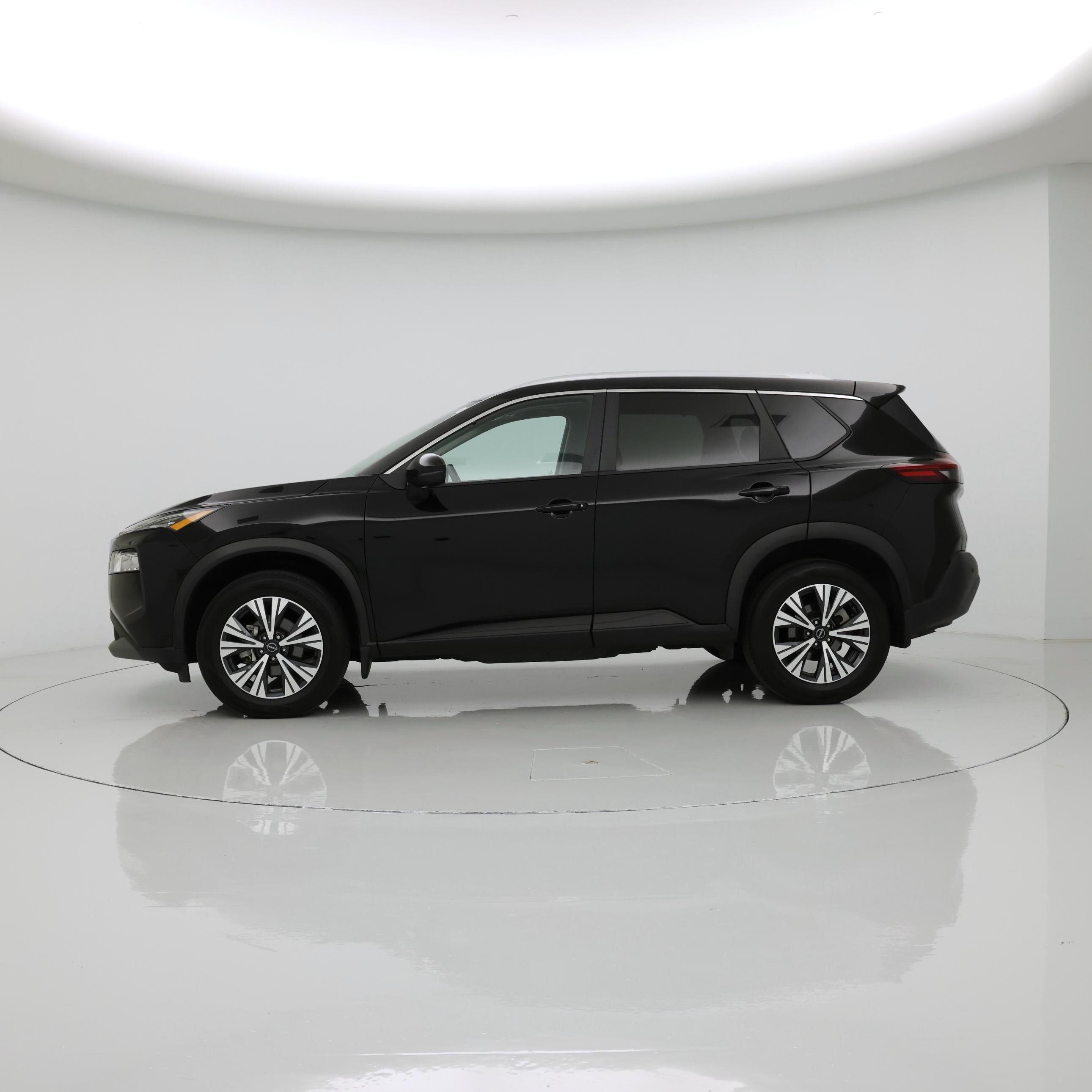 Thumbnail: 2022 Nissan Rogue - 3