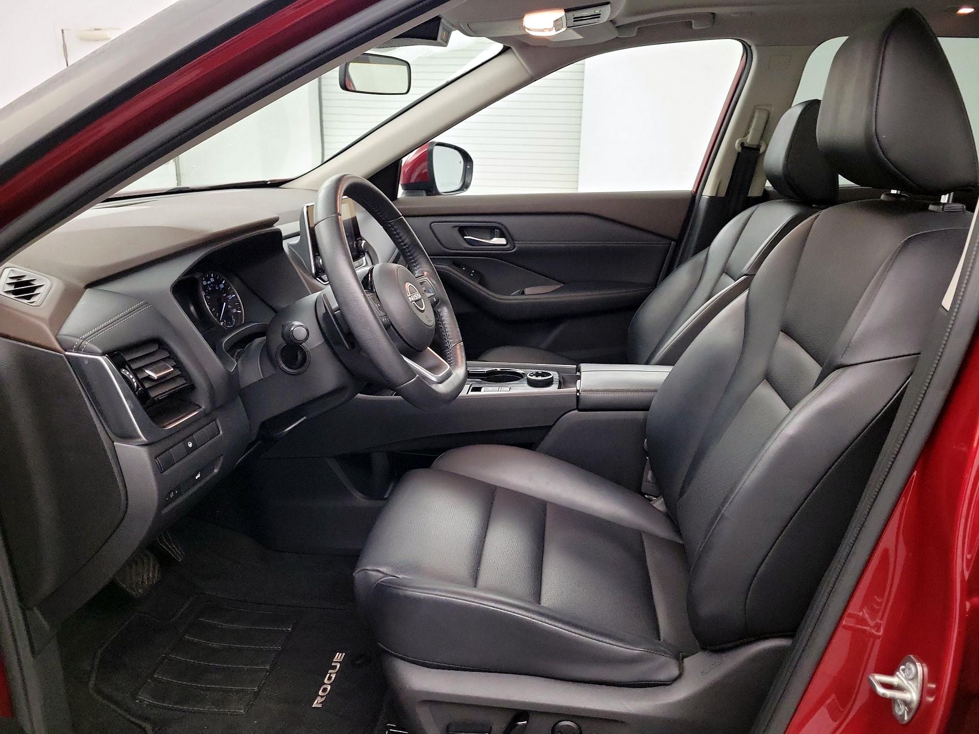 Thumbnail: 2022 Nissan Rogue - 9