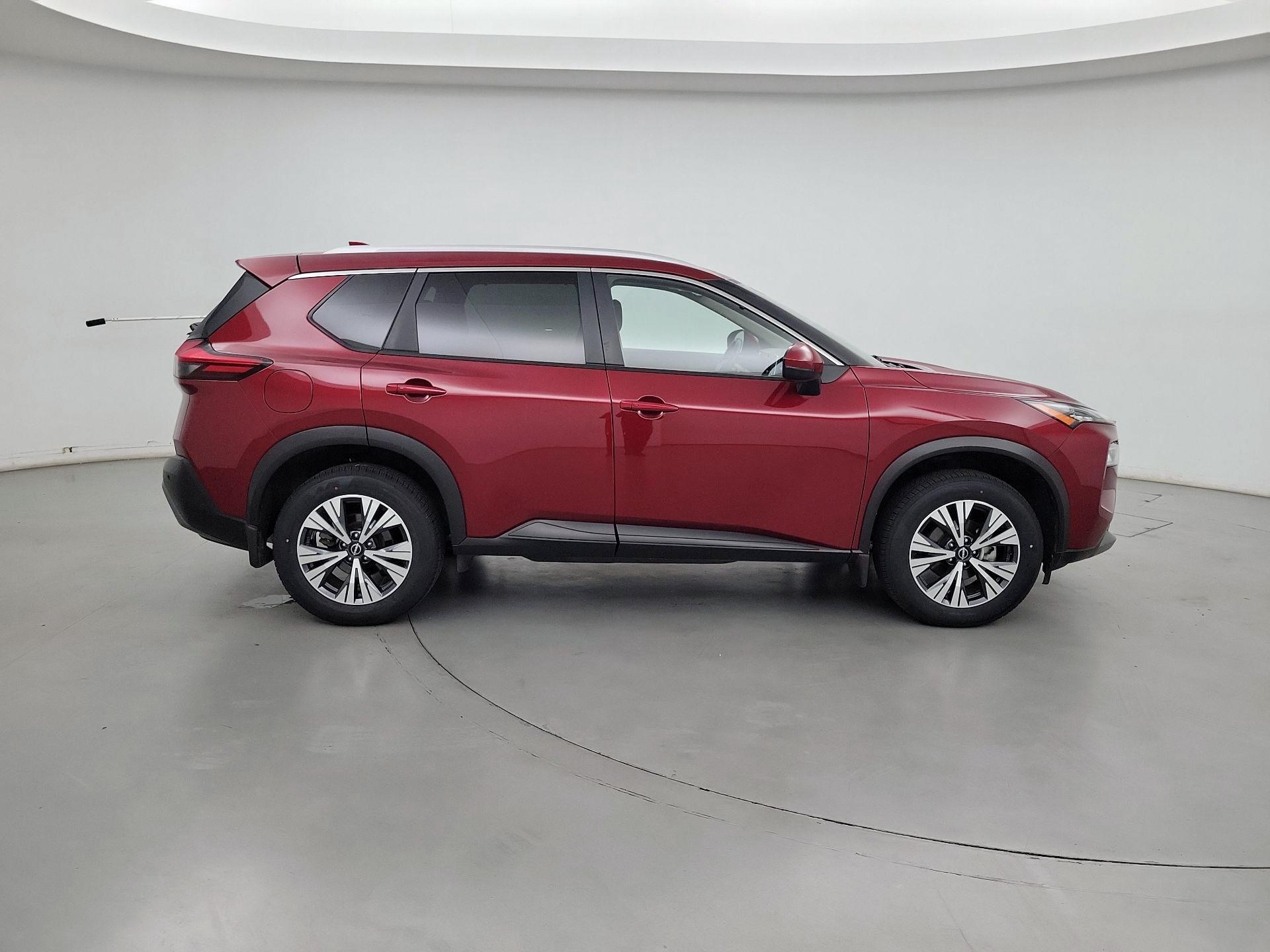 Thumbnail: 2022 Nissan Rogue - 4
