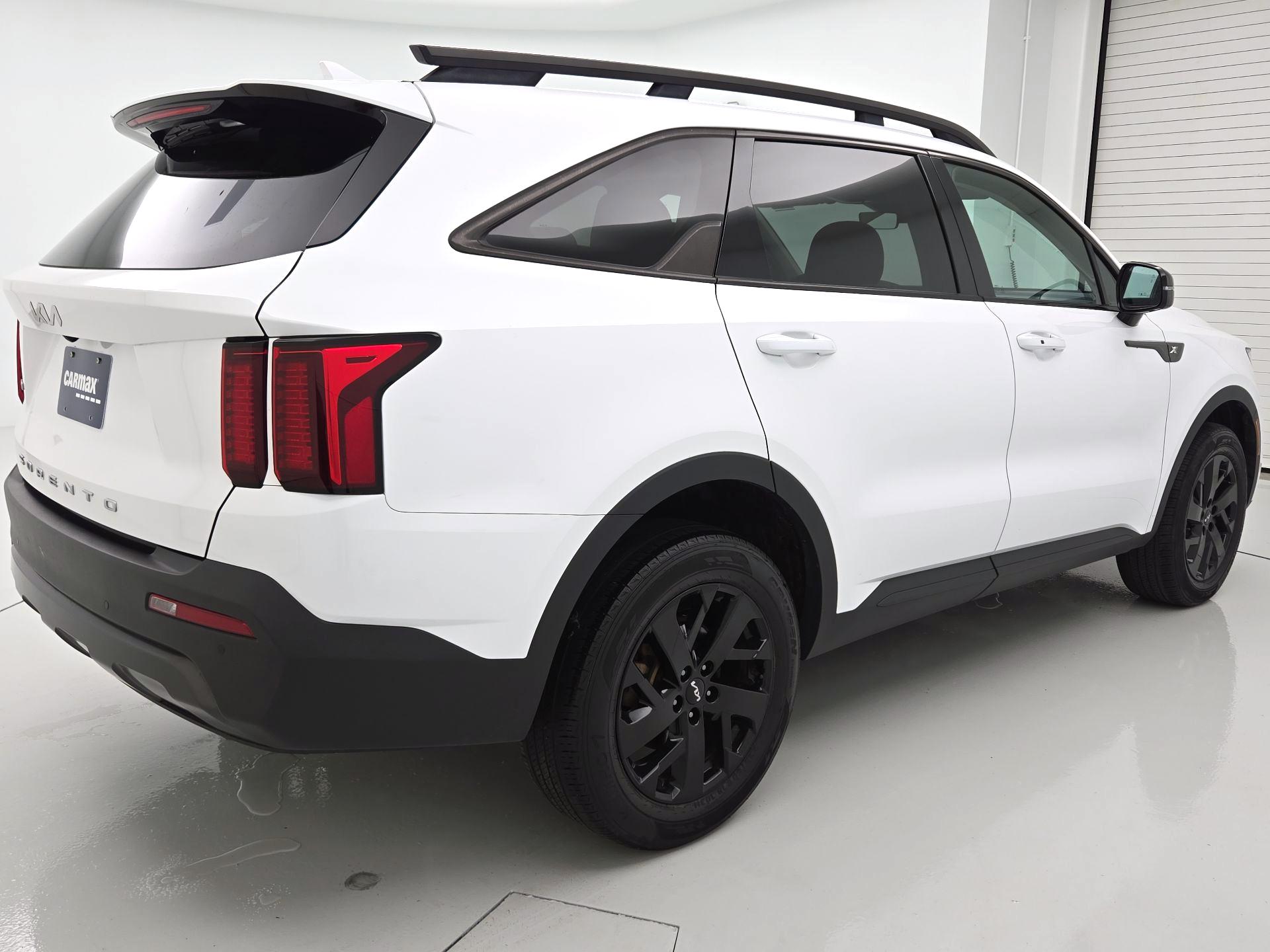 Thumbnail: 2022 Kia Sorento - 5