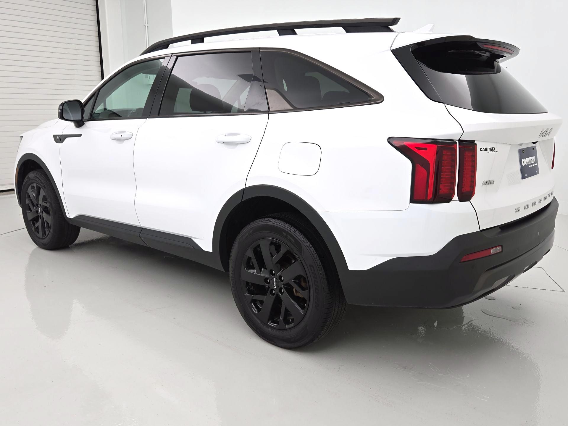 Thumbnail: 2022 Kia Sorento - 7