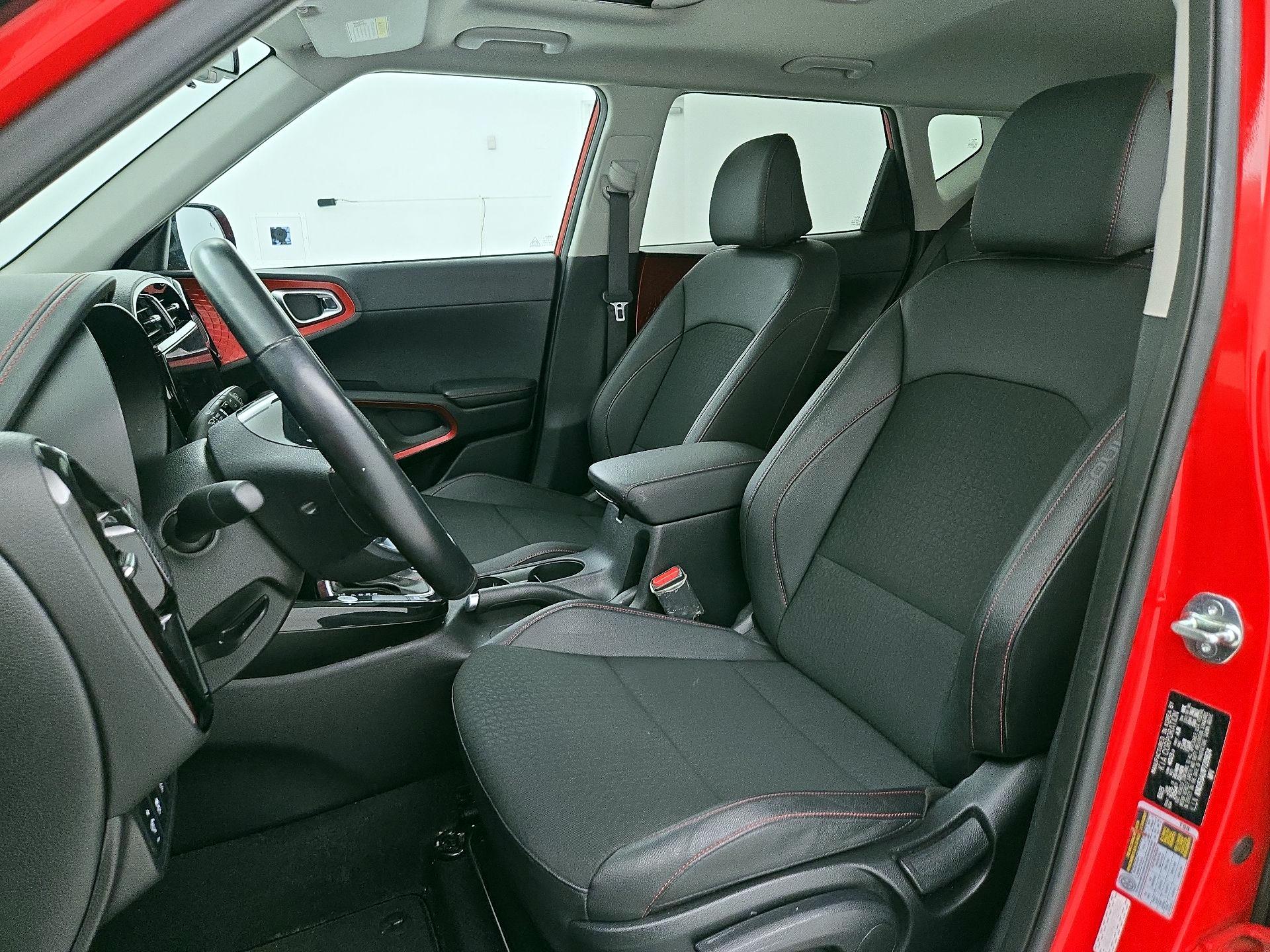 Thumbnail: 2023 Kia Soul - 11