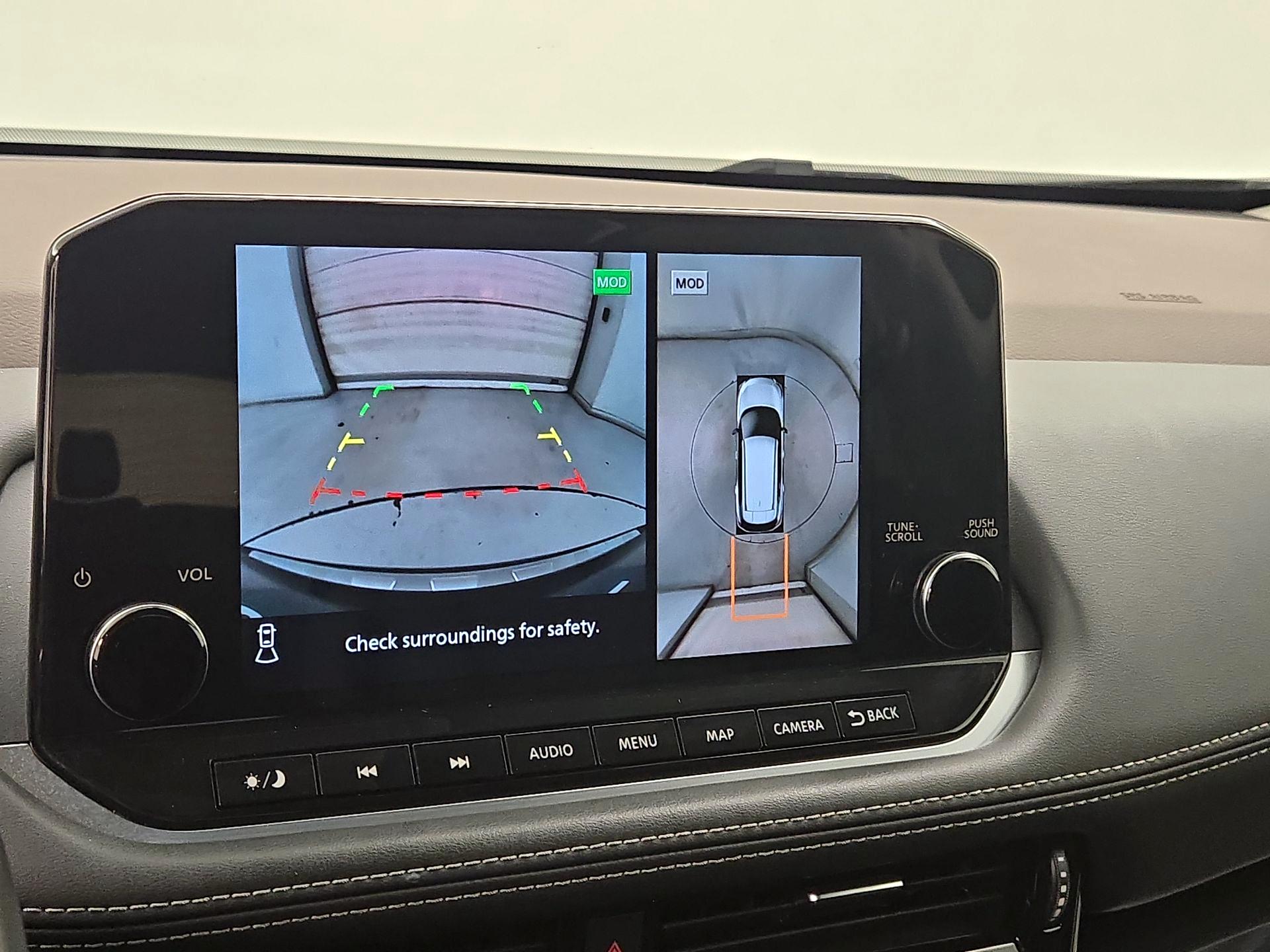 Thumbnail: 2023 Nissan Rogue - 14