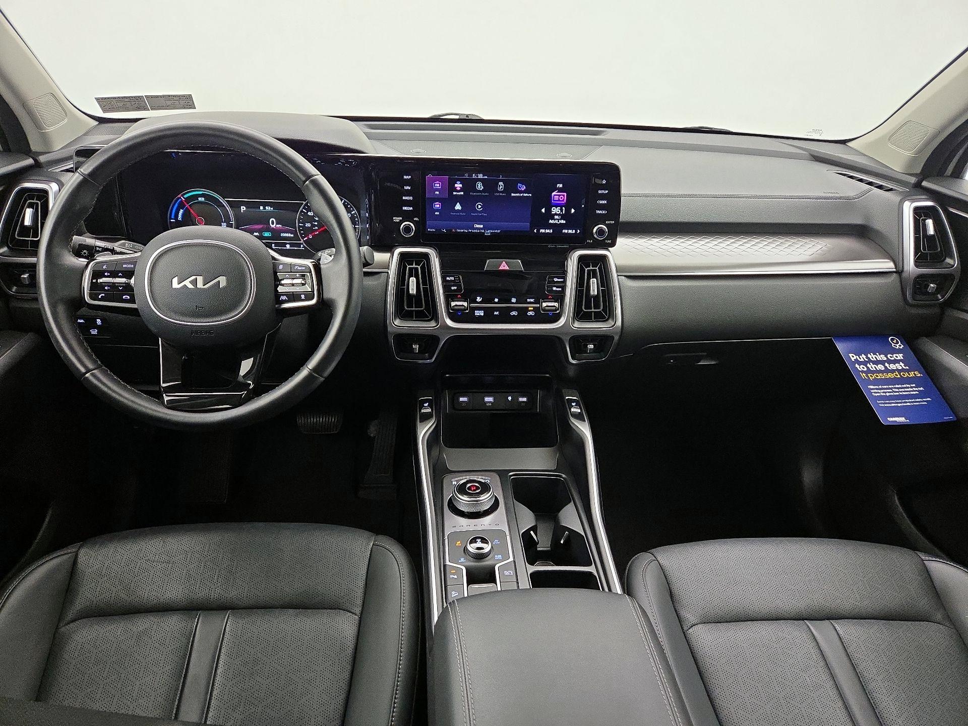 Thumbnail: 2023 Kia Sorento - 9