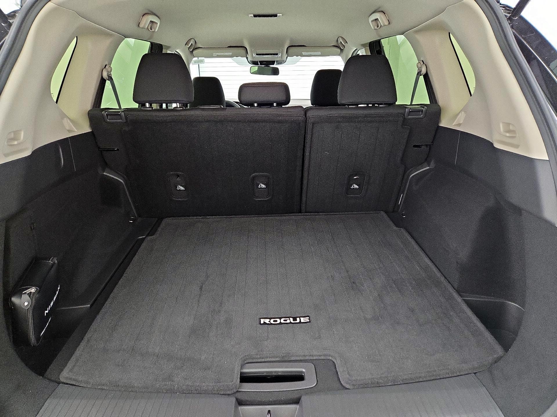 Thumbnail: 2023 Nissan Rogue - 20