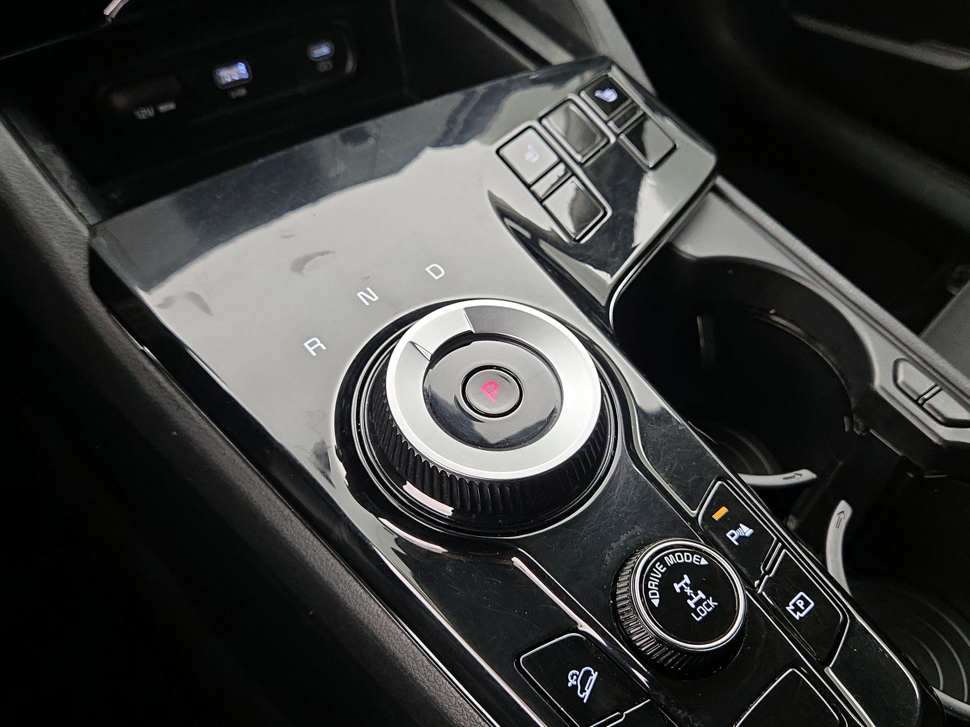 Thumbnail: 2023 Kia Sportage - 17