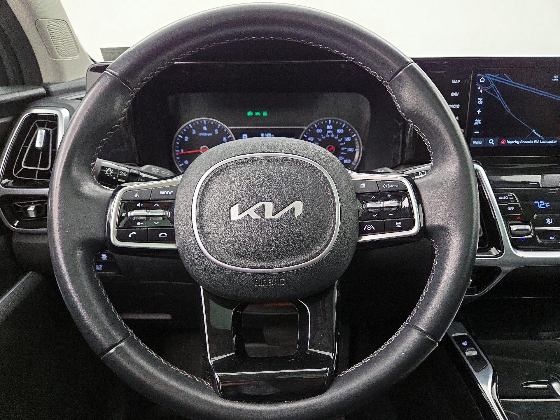 Thumbnail: 2022 Kia Sorento - 10