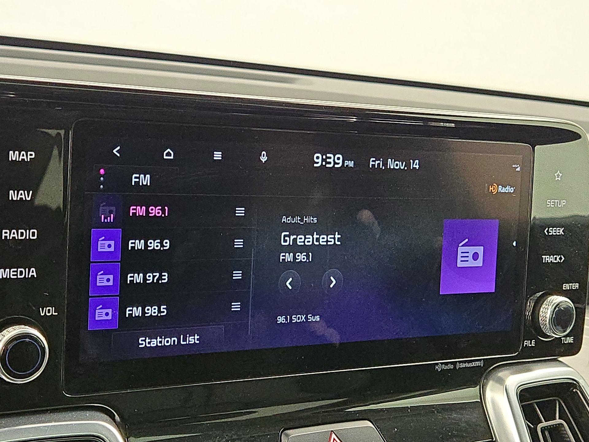 Thumbnail: 2022 Kia Sorento - 15