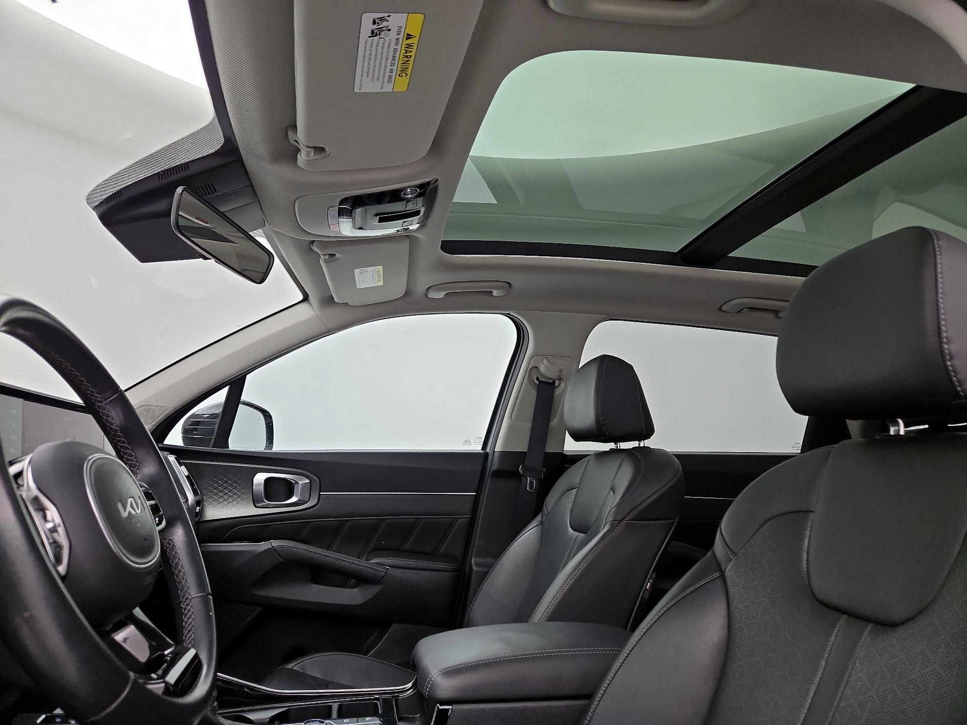 Thumbnail: 2022 Kia Sorento - 19