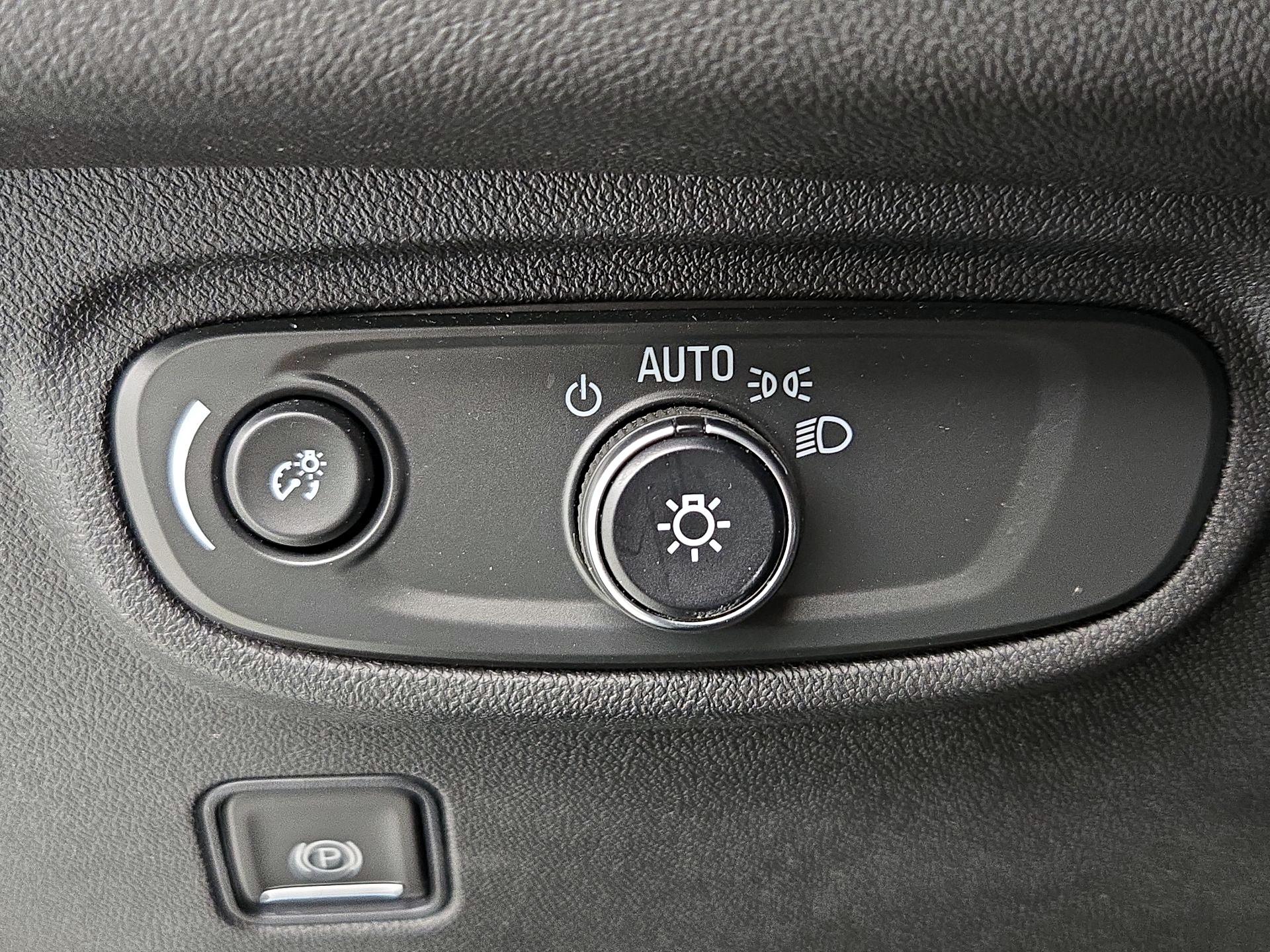 Thumbnail: 2023 GMC Terrain - 11