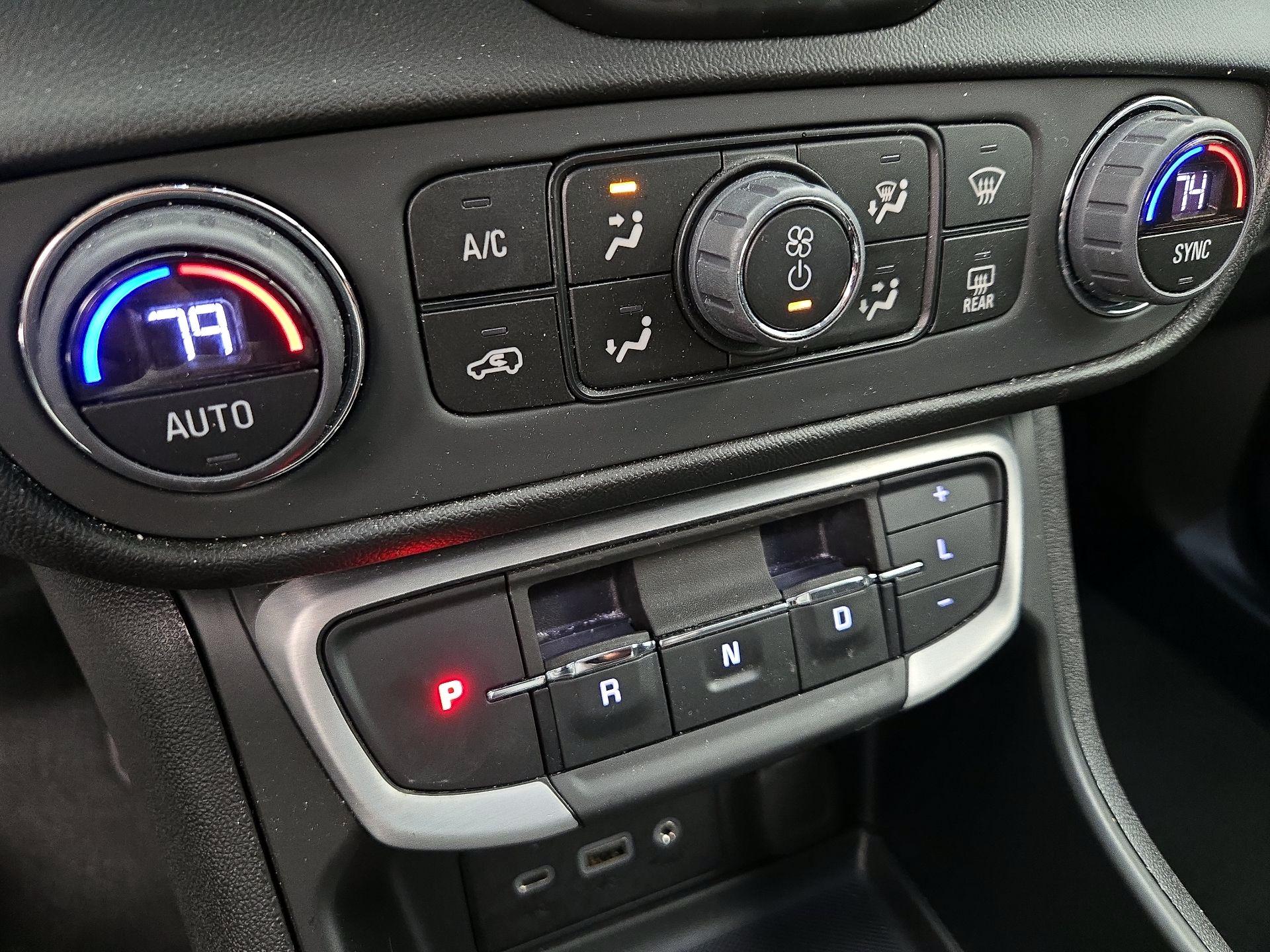 Thumbnail: 2023 GMC Terrain - 14