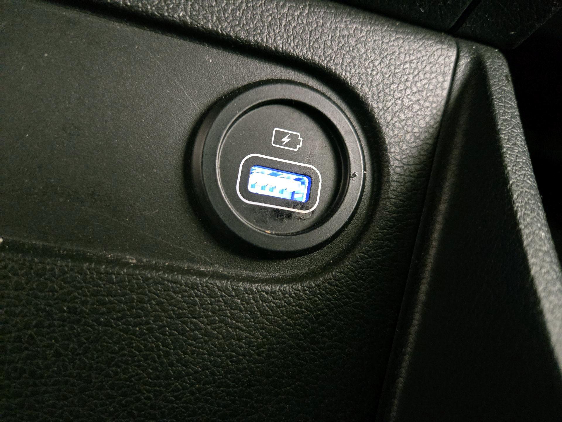 Thumbnail: 2021 Hyundai Santa Fe - 18