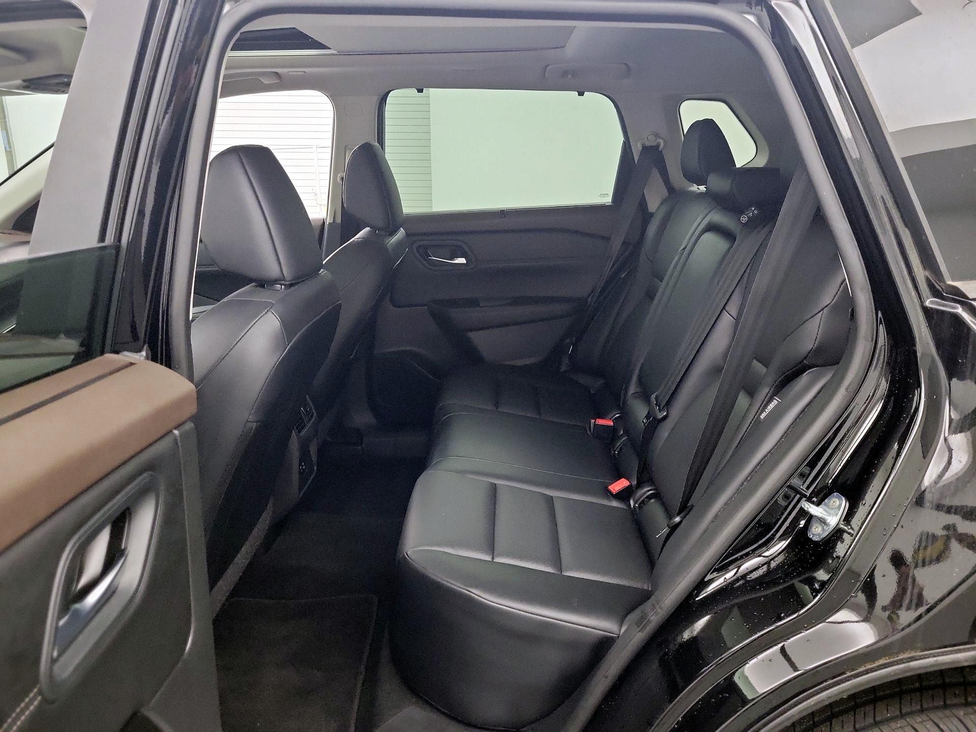 Thumbnail: 2023 Nissan Rogue - 18