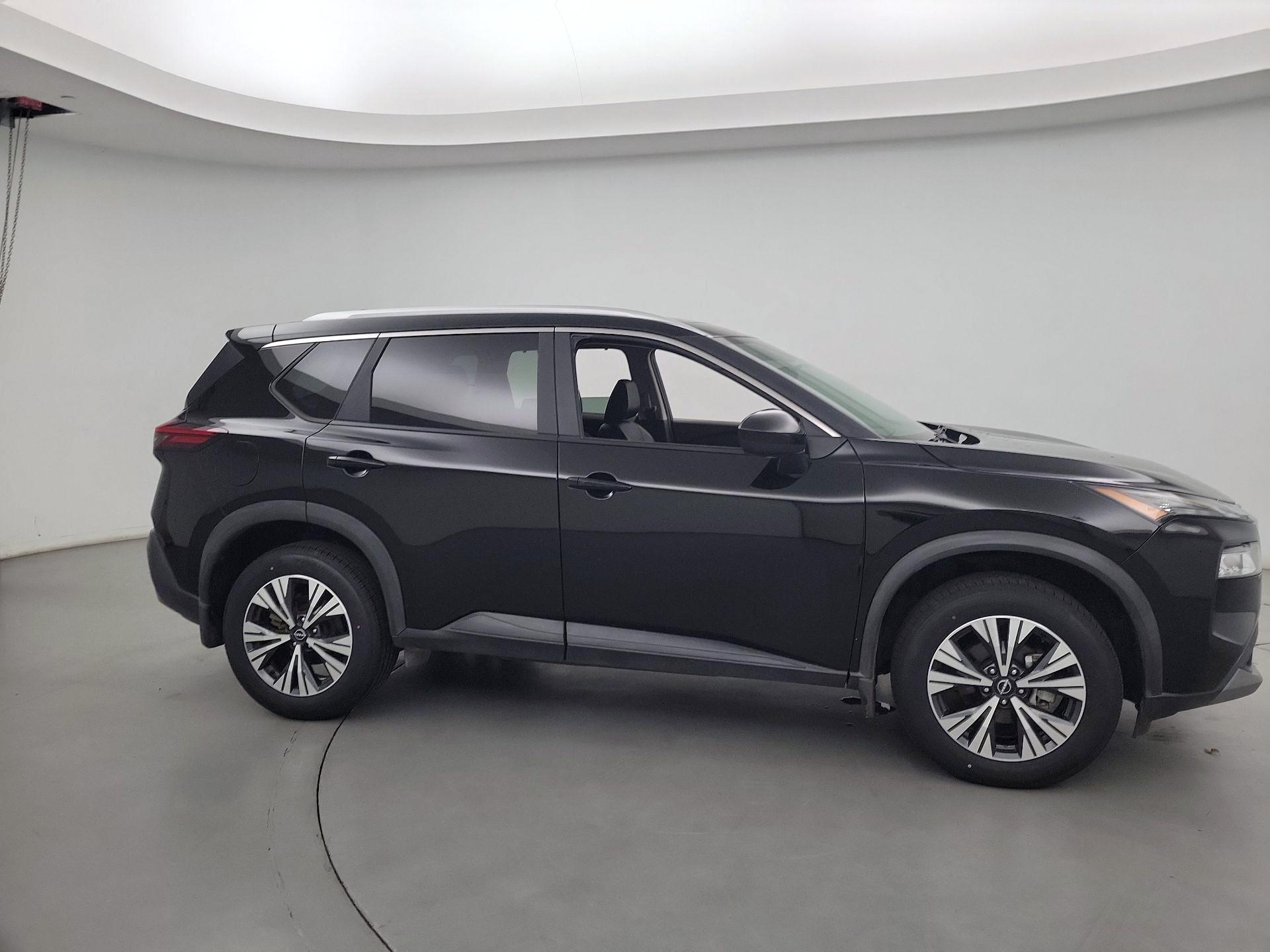 Thumbnail: 2023 Nissan Rogue - 4
