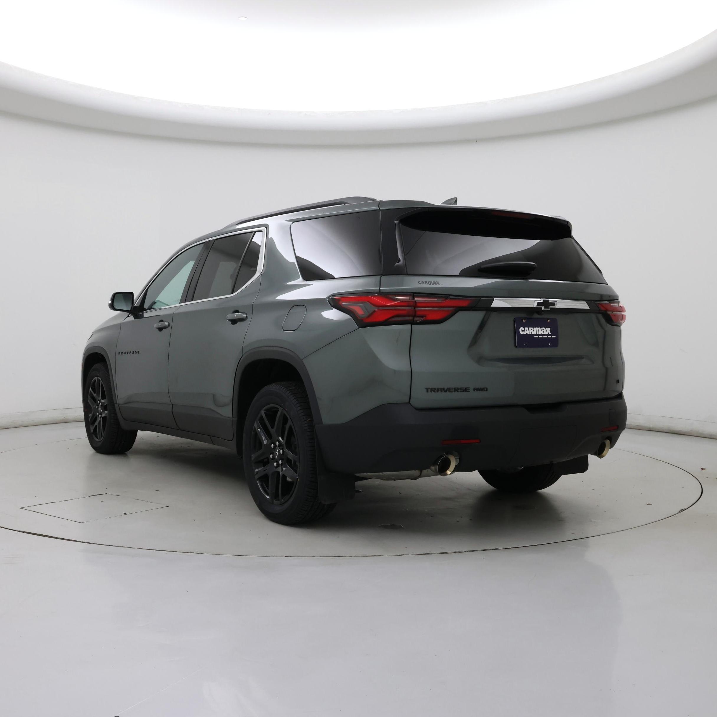 Thumbnail: 2023 Chevrolet Traverse - 2