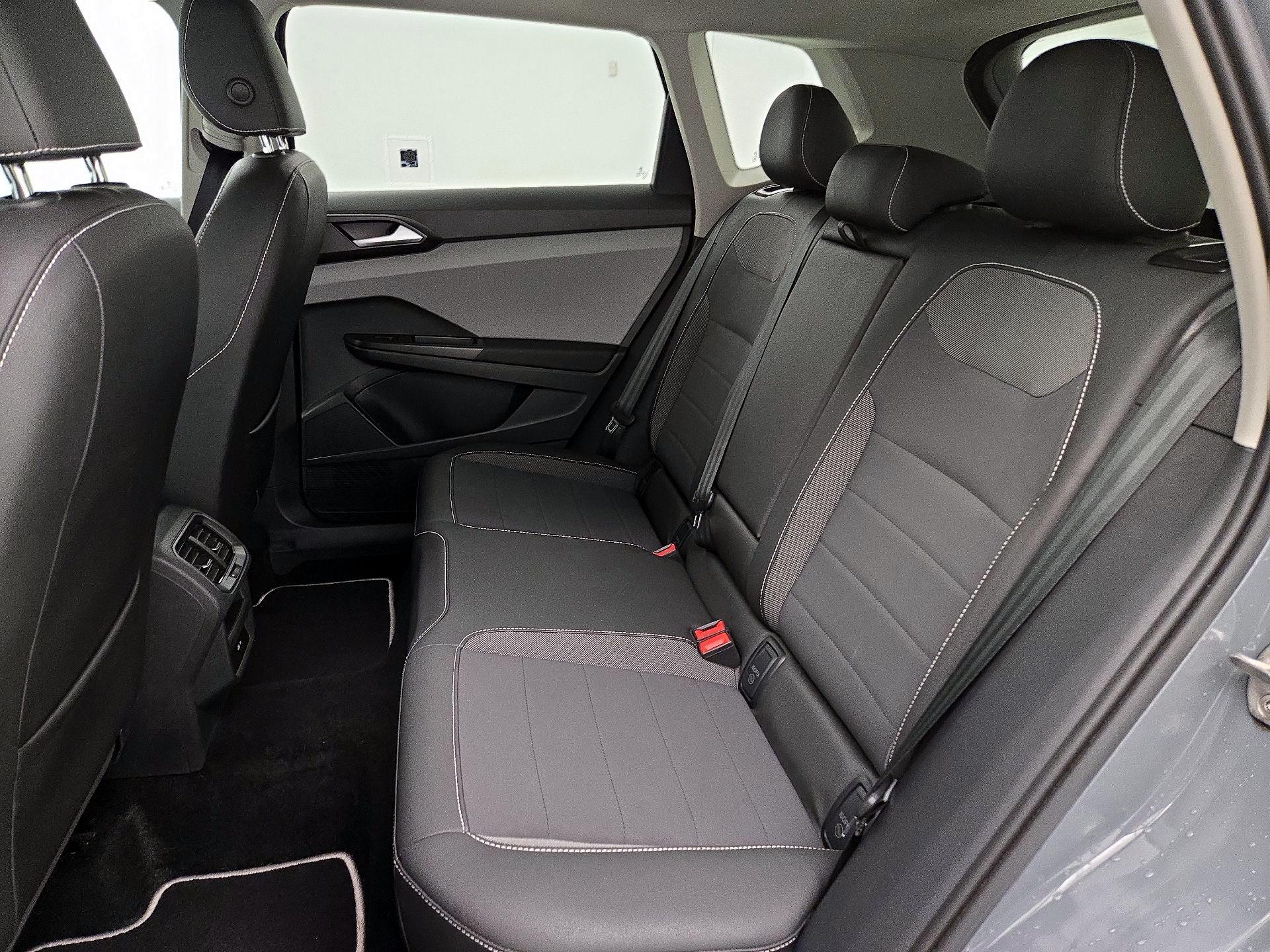 Thumbnail: 2023 Volkswagen Taos - 19