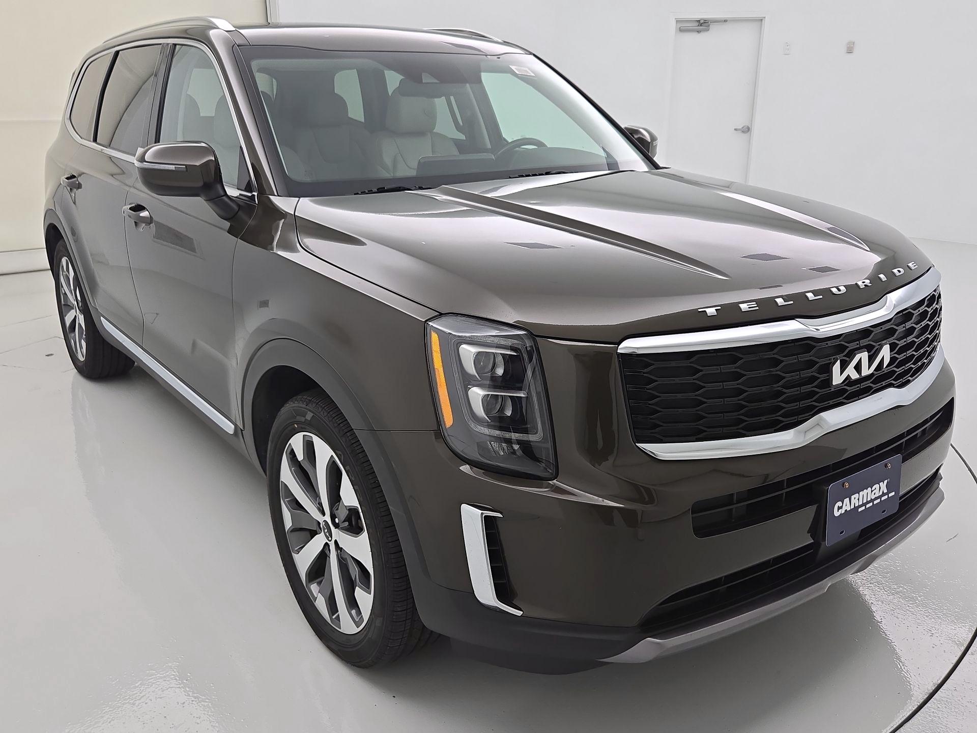 Thumbnail: 2022 Kia Telluride - 1