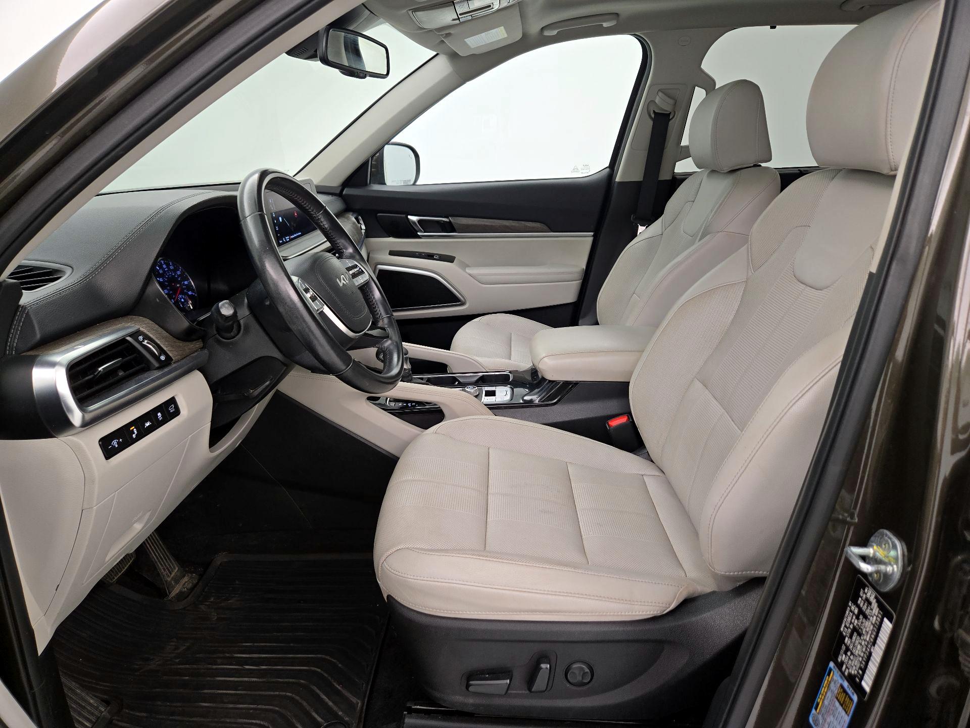 Thumbnail: 2022 Kia Telluride - 9