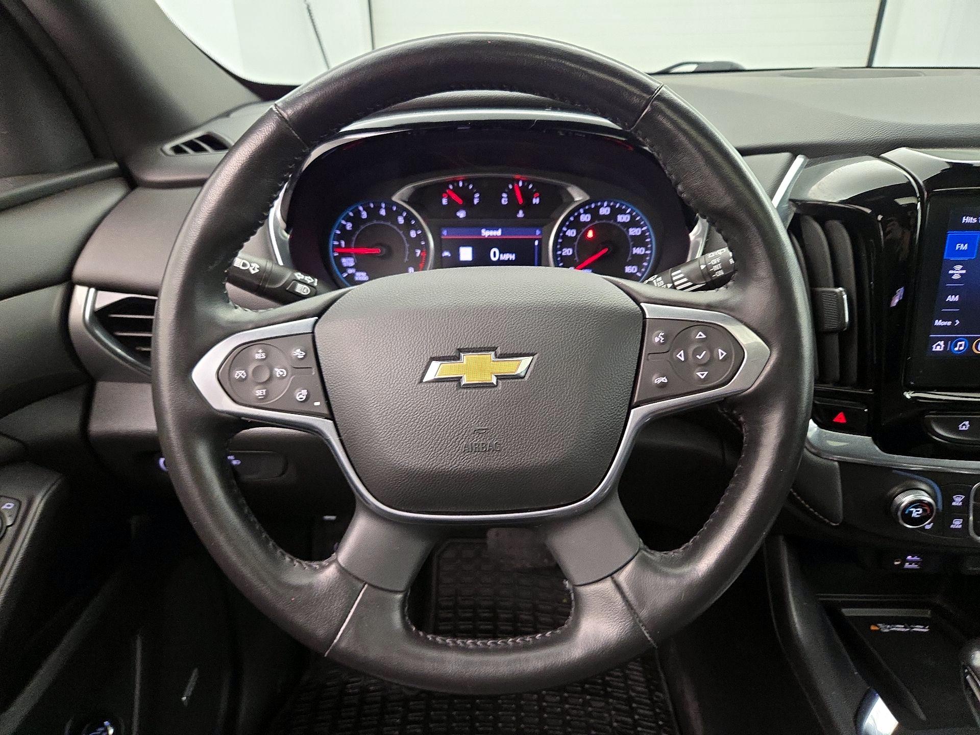 Thumbnail: 2022 Chevrolet Traverse - 10