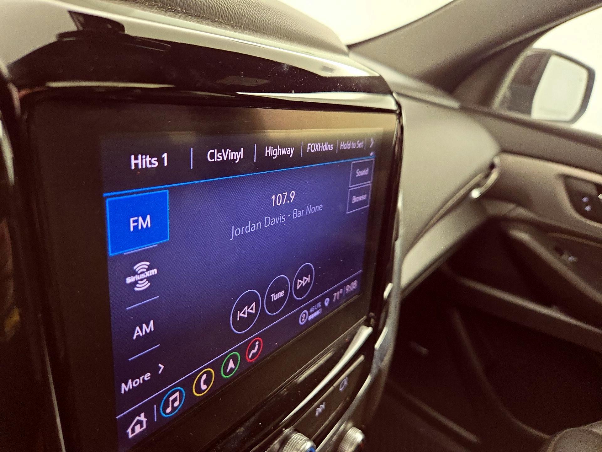 Thumbnail: 2022 Chevrolet Traverse - 15