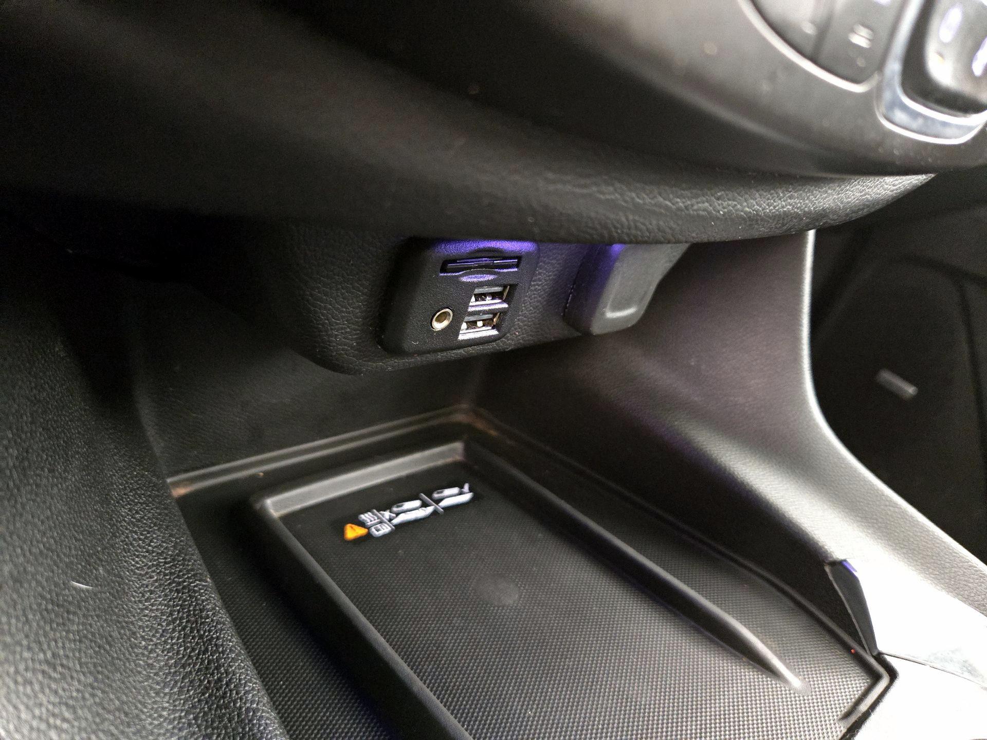 Thumbnail: 2022 Chevrolet Traverse - 18