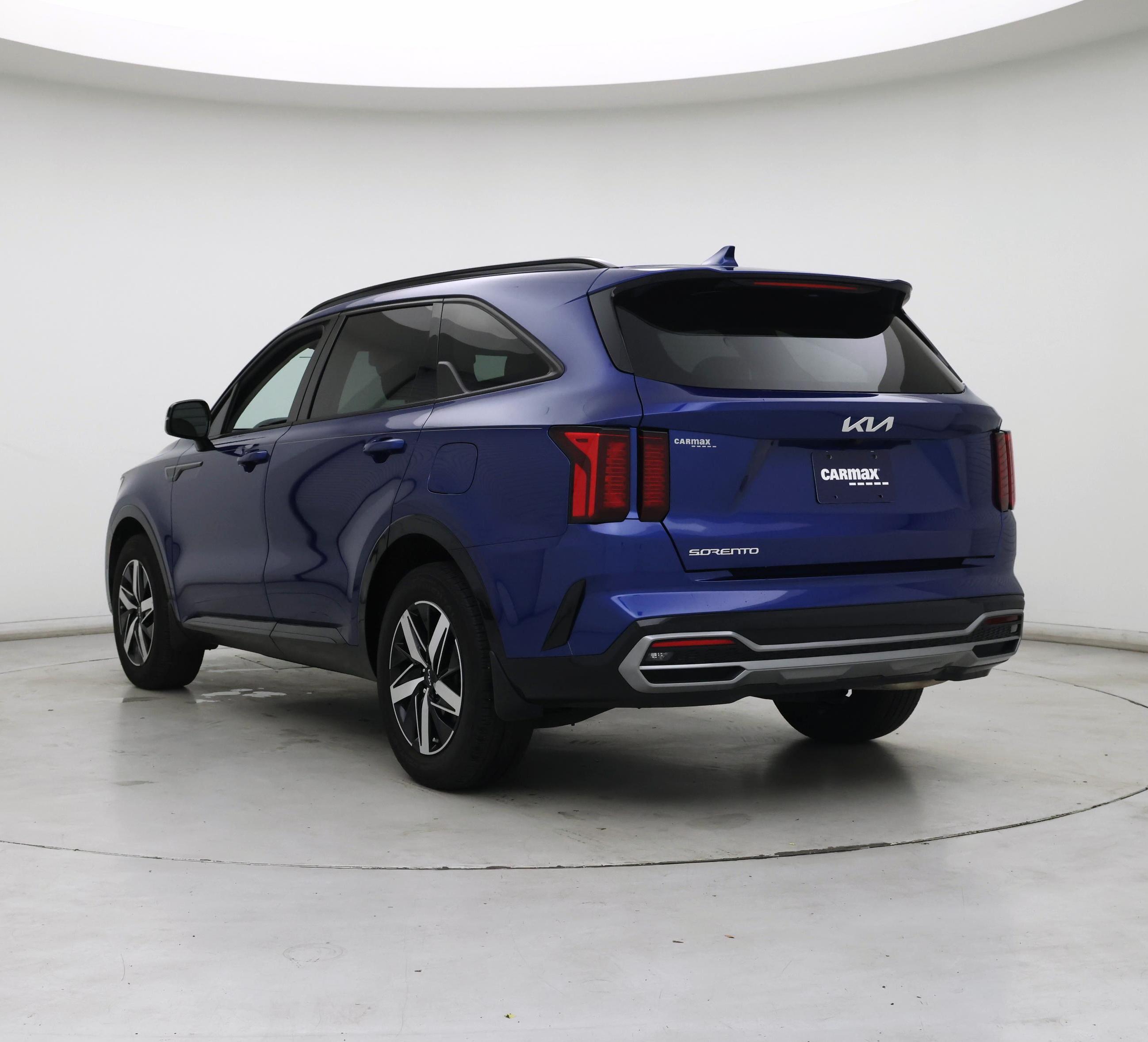 Thumbnail: 2023 Kia Sorento - 2