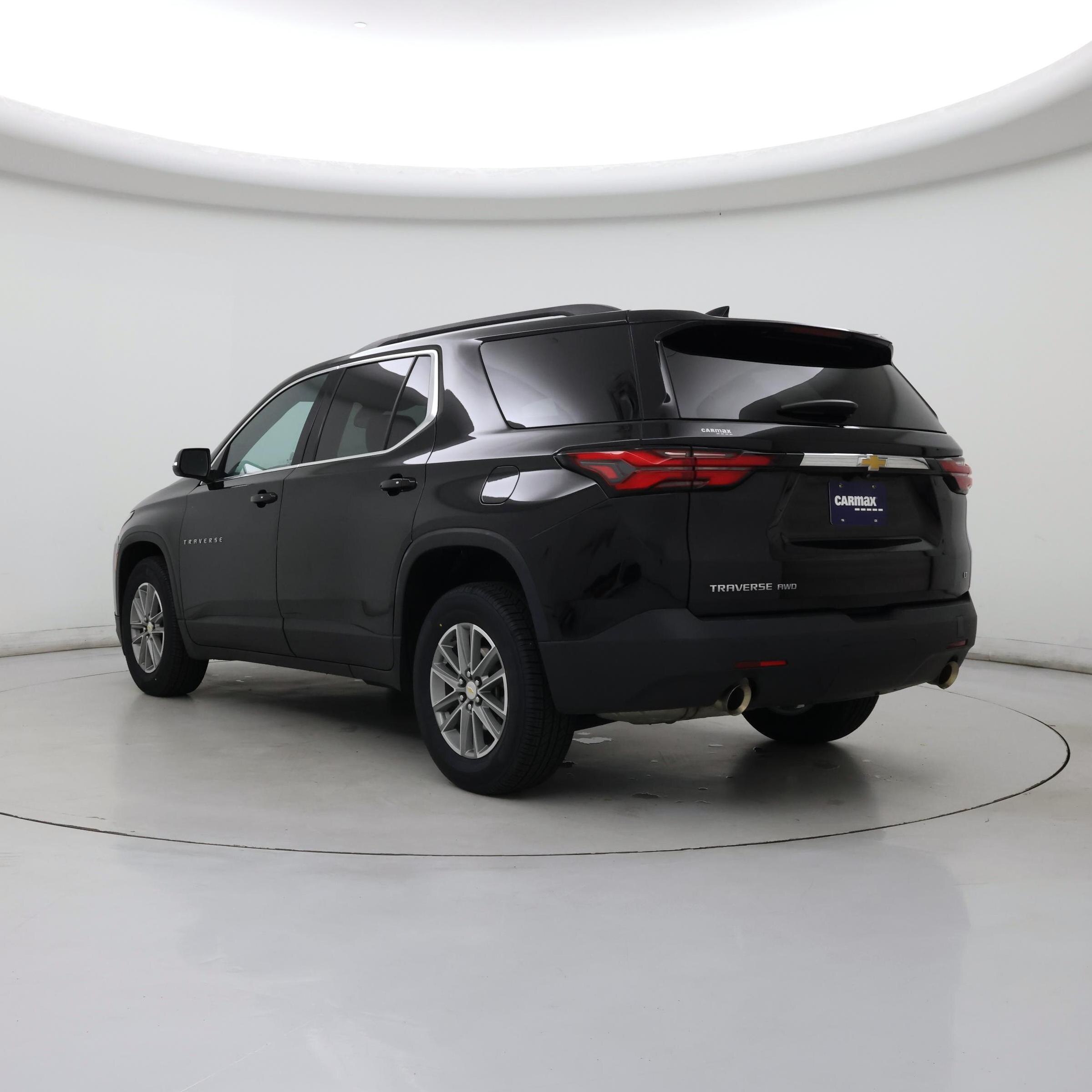 Thumbnail: 2022 Chevrolet Traverse - 2