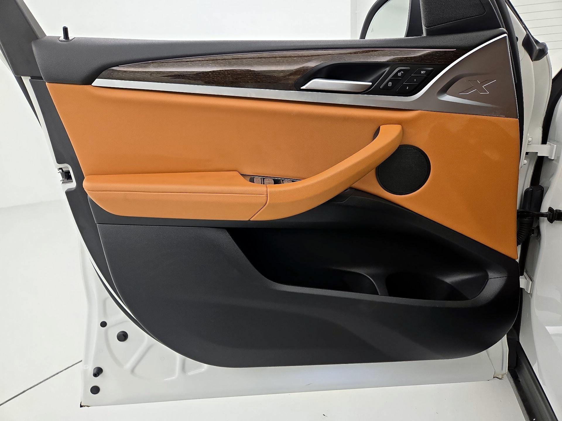 Thumbnail: 2022 BMW X3 - 10