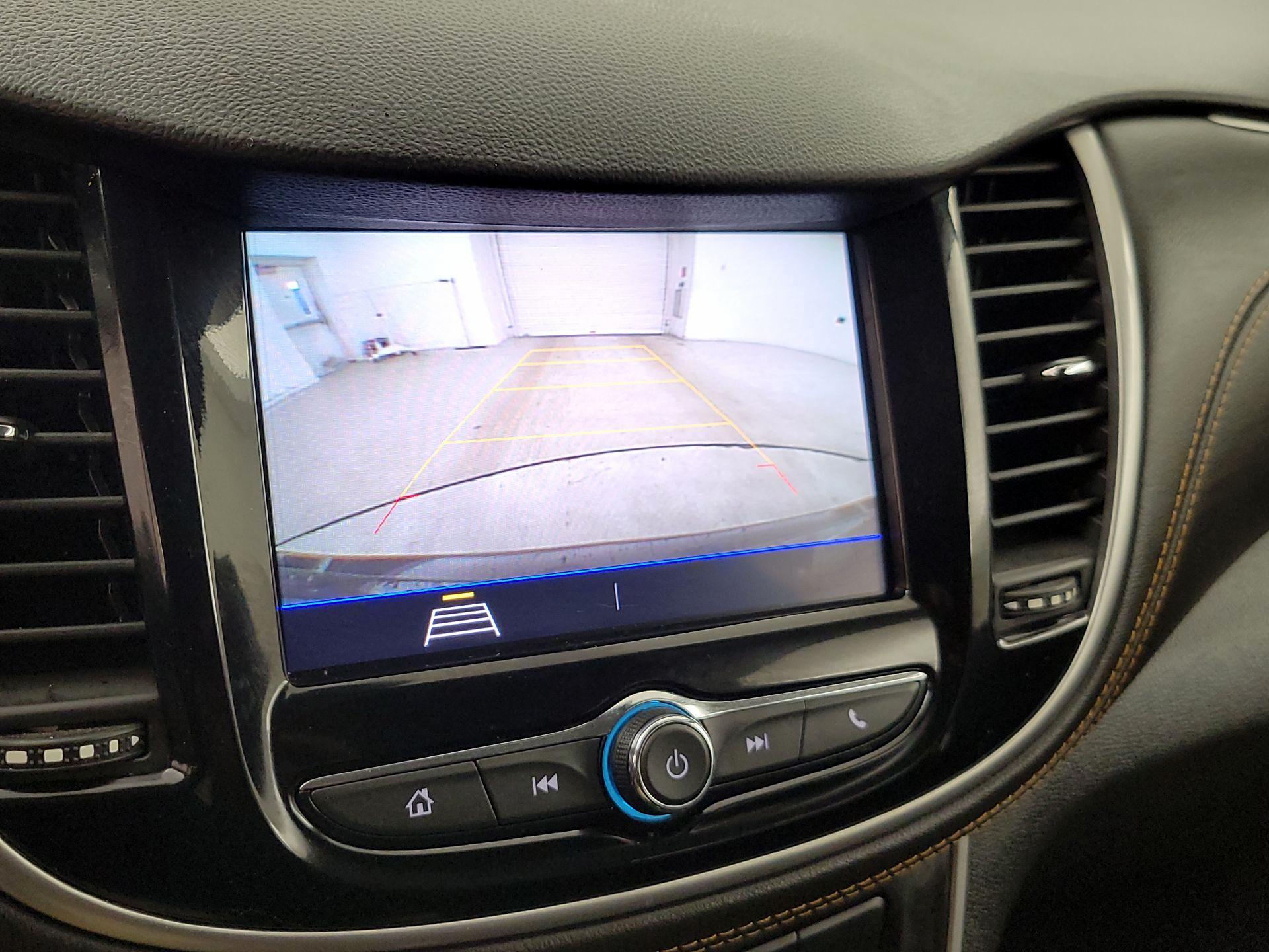 Thumbnail: 2020 Chevrolet Trax - 14