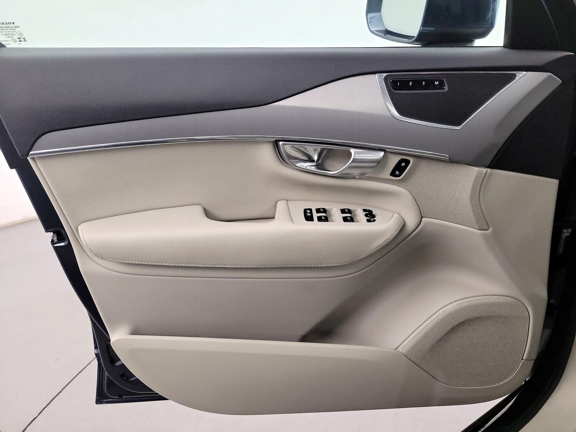 Thumbnail: 2024 Volvo XC90 - 10