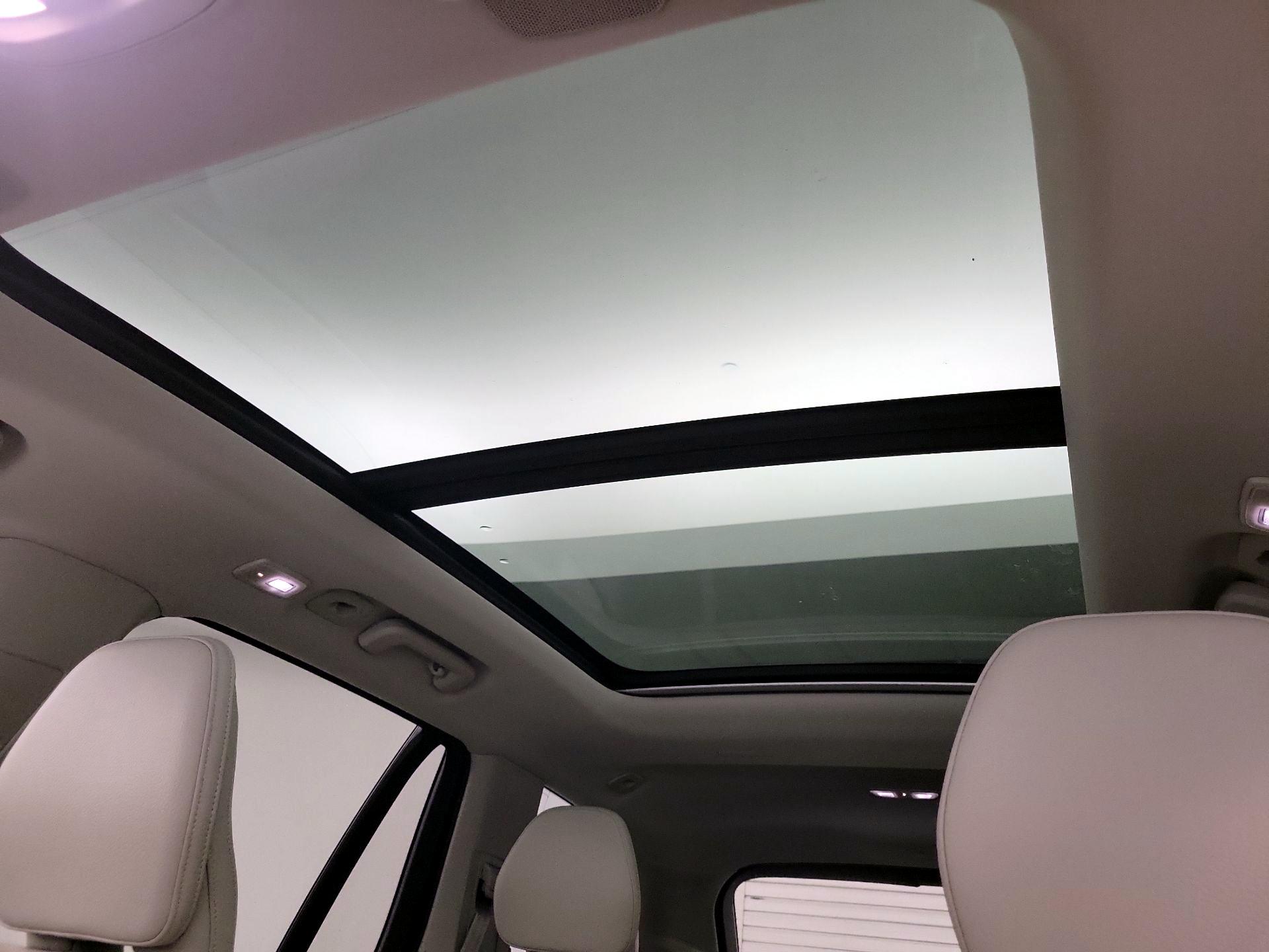 Thumbnail: 2024 Volvo XC90 - 18