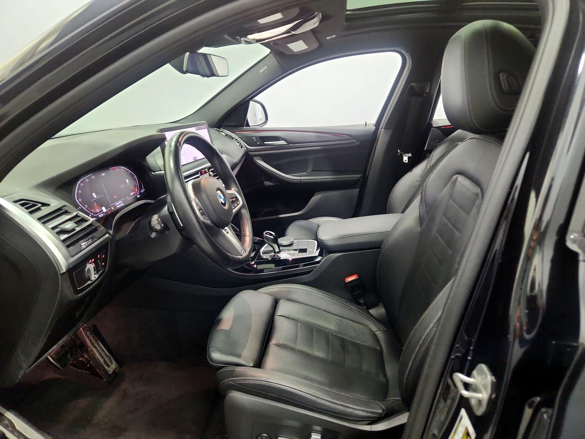 Thumbnail: 2022 BMW X4 - 11