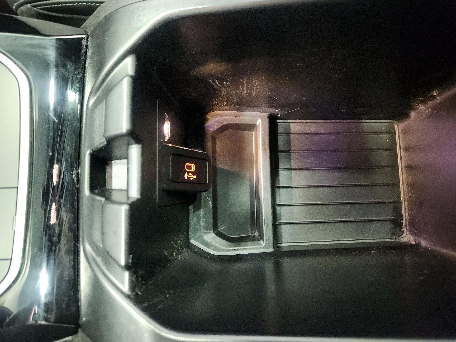 Thumbnail: 2022 BMW X4 - 19